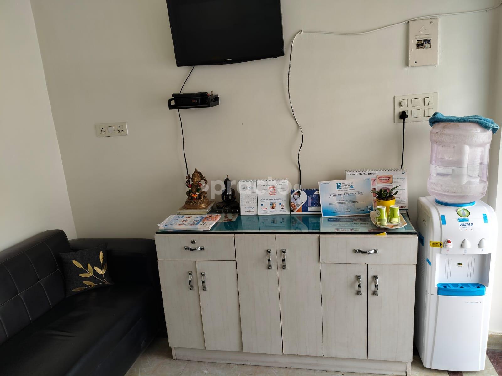 Entrance at Dental Zone Rohini Sector 5 Delhi