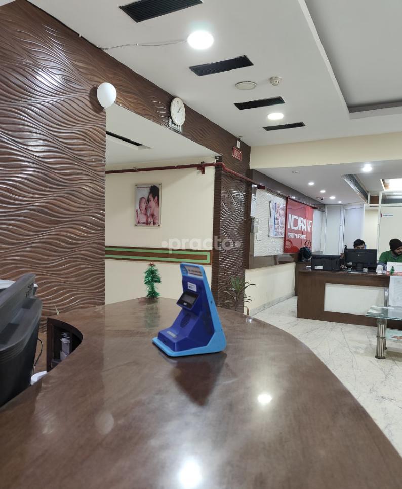 Reception Area at Ravi Women's Hospital Sector 35 Noida