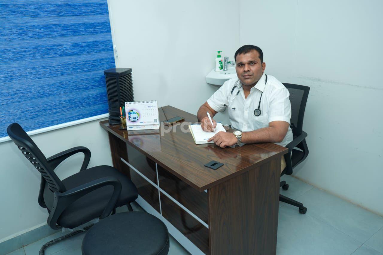 Consultation Room at Jaya Speciality Clinic  West Mambalam Chennai