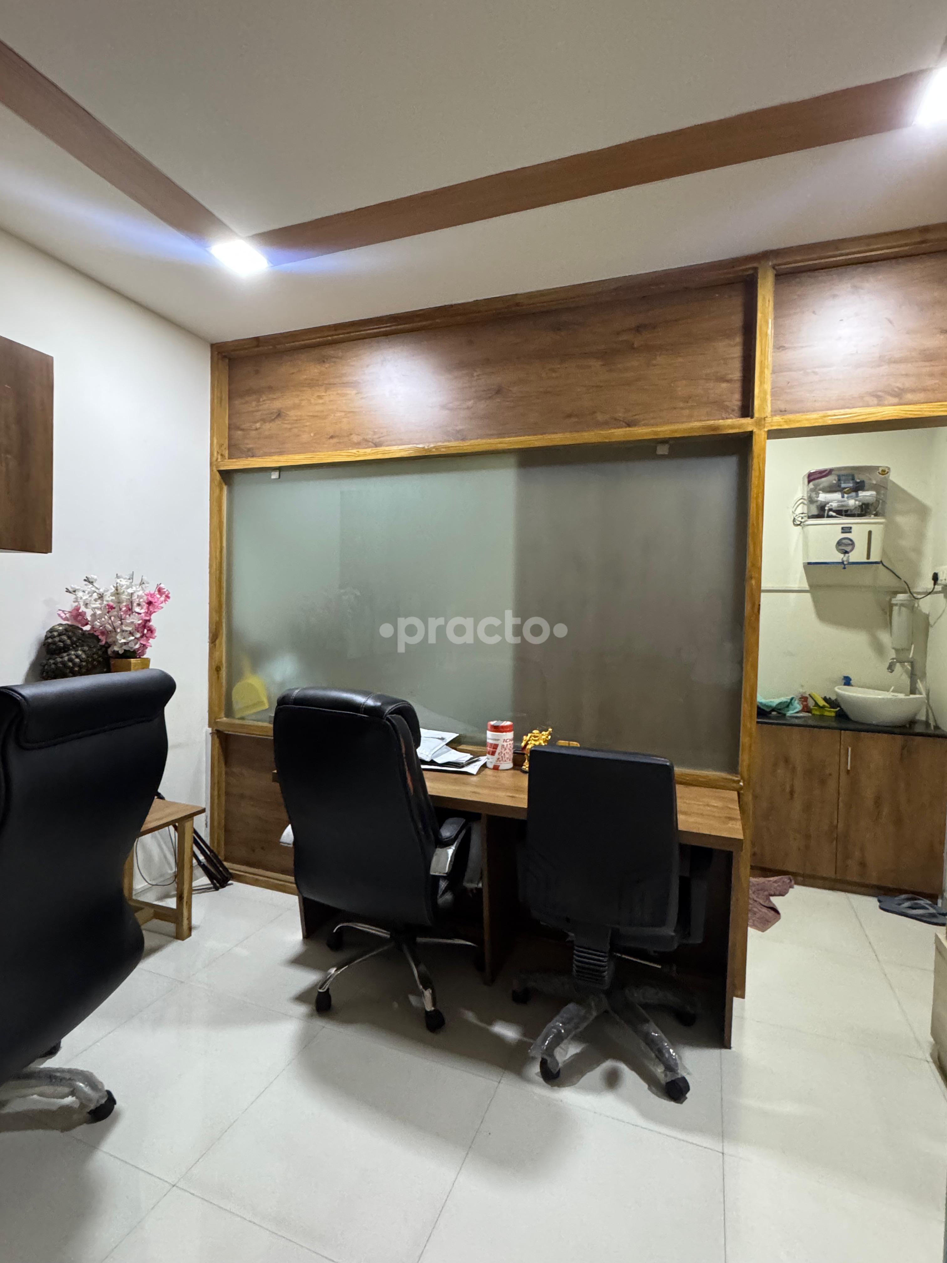 Waiting Area at Wellth Clinic Bapunagar Ahmedabad
