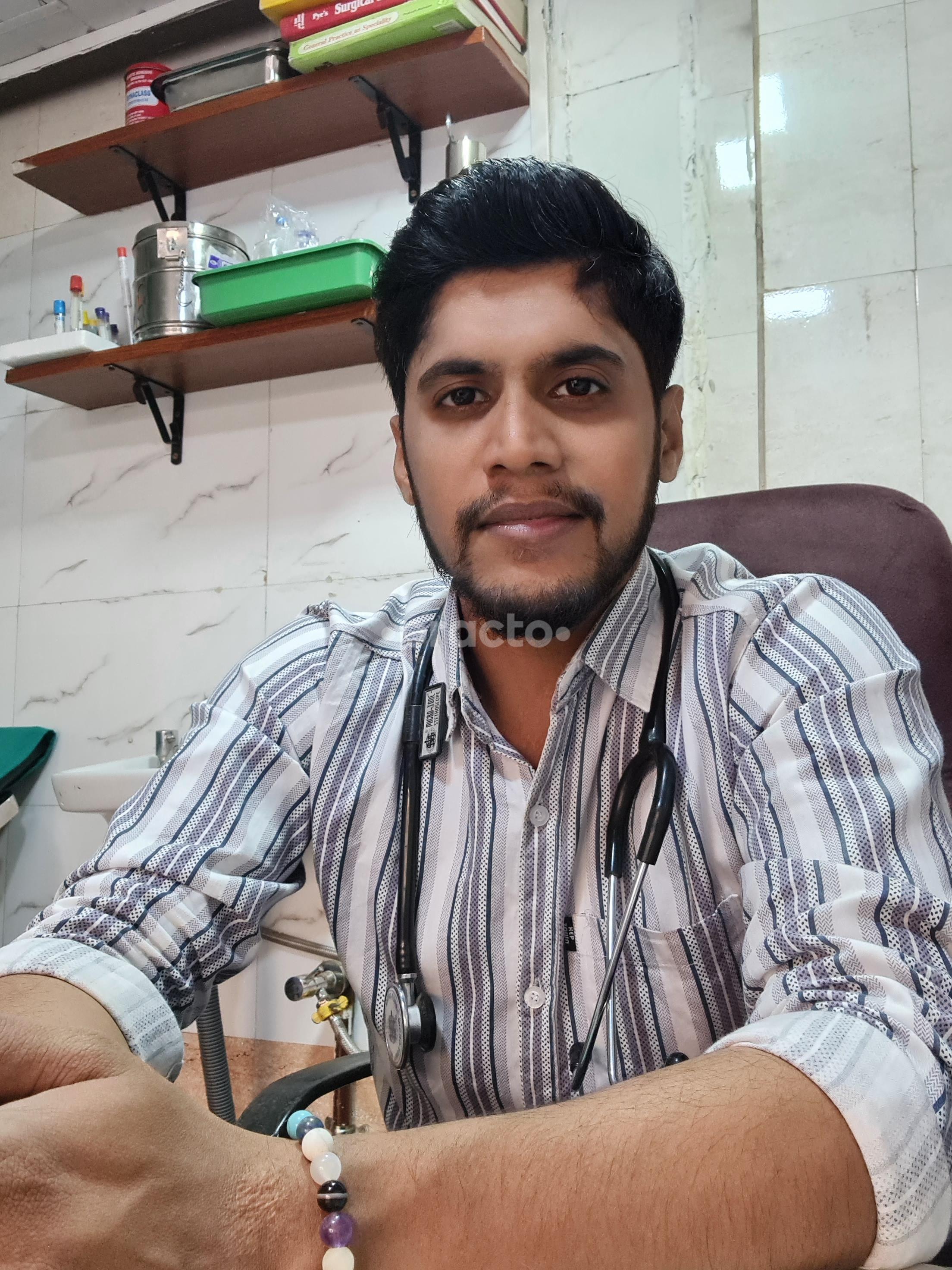 Consultation Room at Sai Siddhi Clinic  Kopar Khairne Navi Mumbai