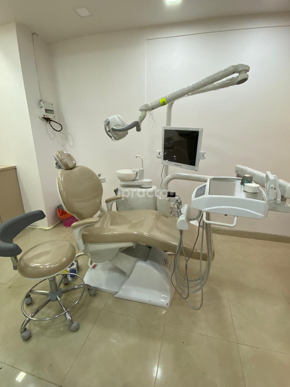 Consultation Room at DentAcethetix Dental Clinic Borivali West Mumbai