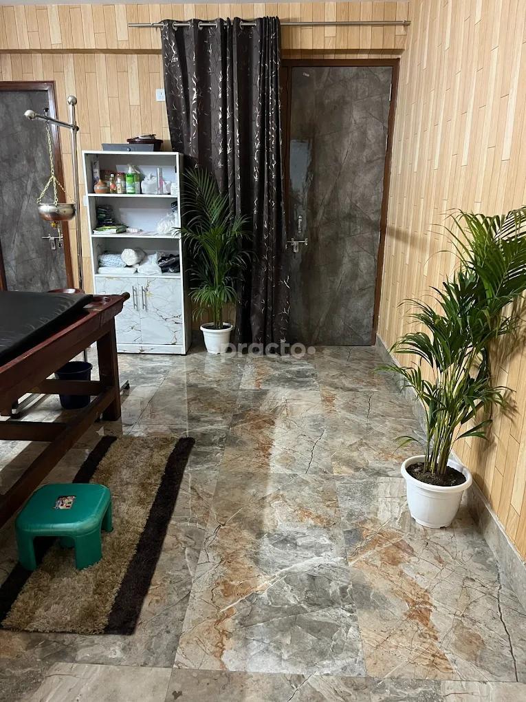 Therapy/Massage Room at Ayuquo Centrum Sector 116 Noida