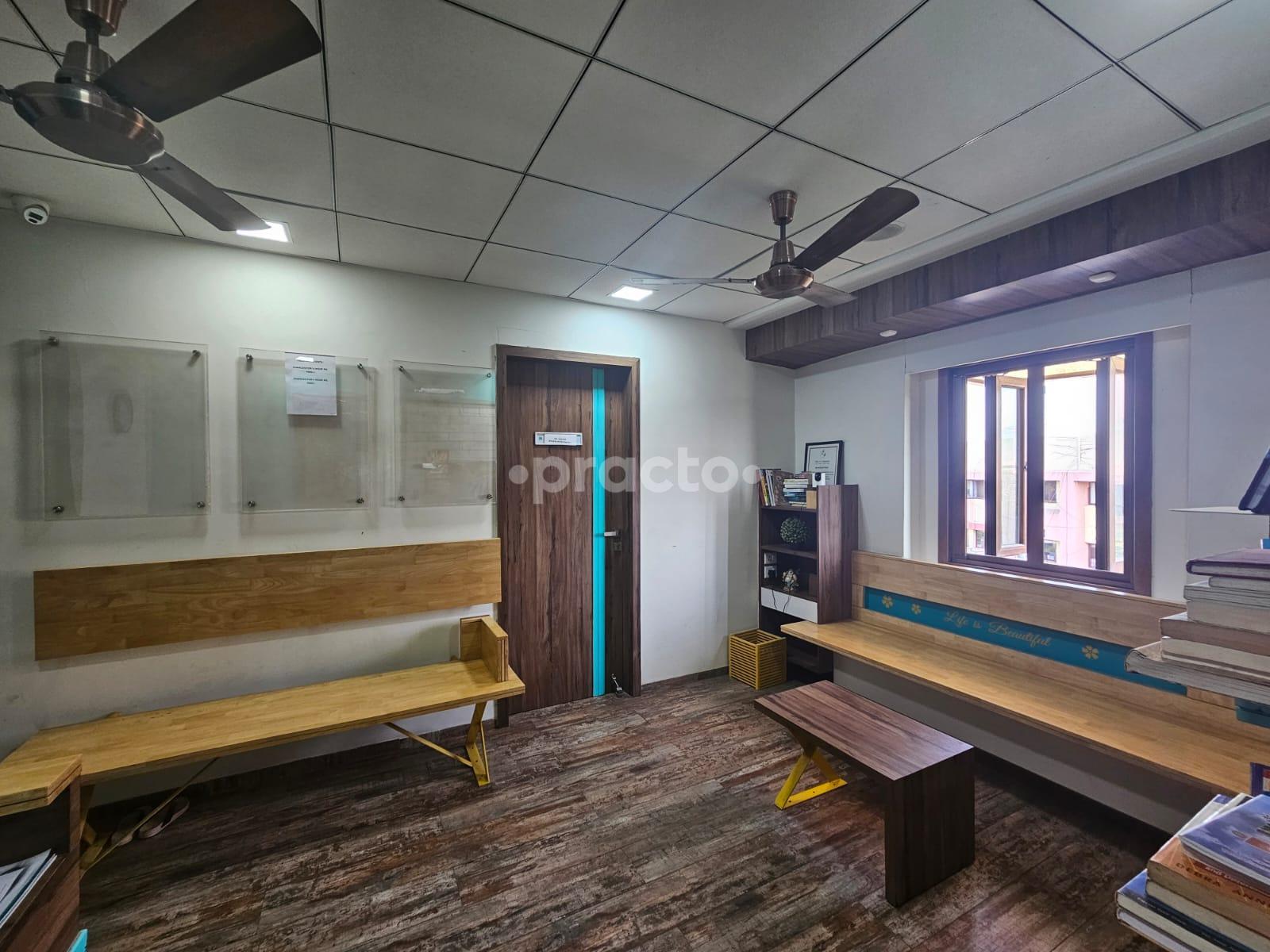 Reception Area at Dr. Vishwamohan Hospital Vadaj Ahmedabad