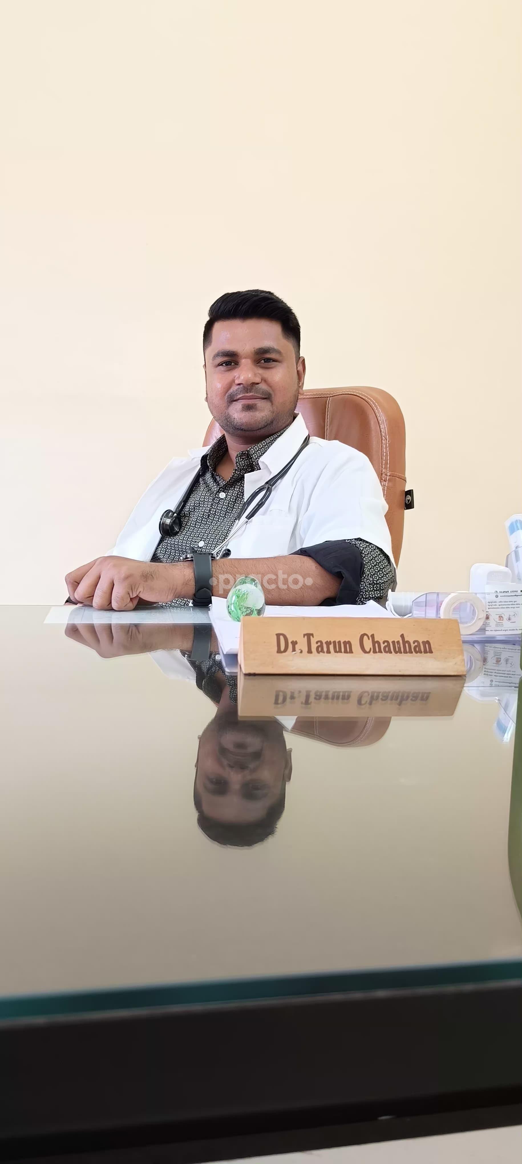 Consultation Room at Dr Tarun's Clinic New Mani Nagar Ahmedabad