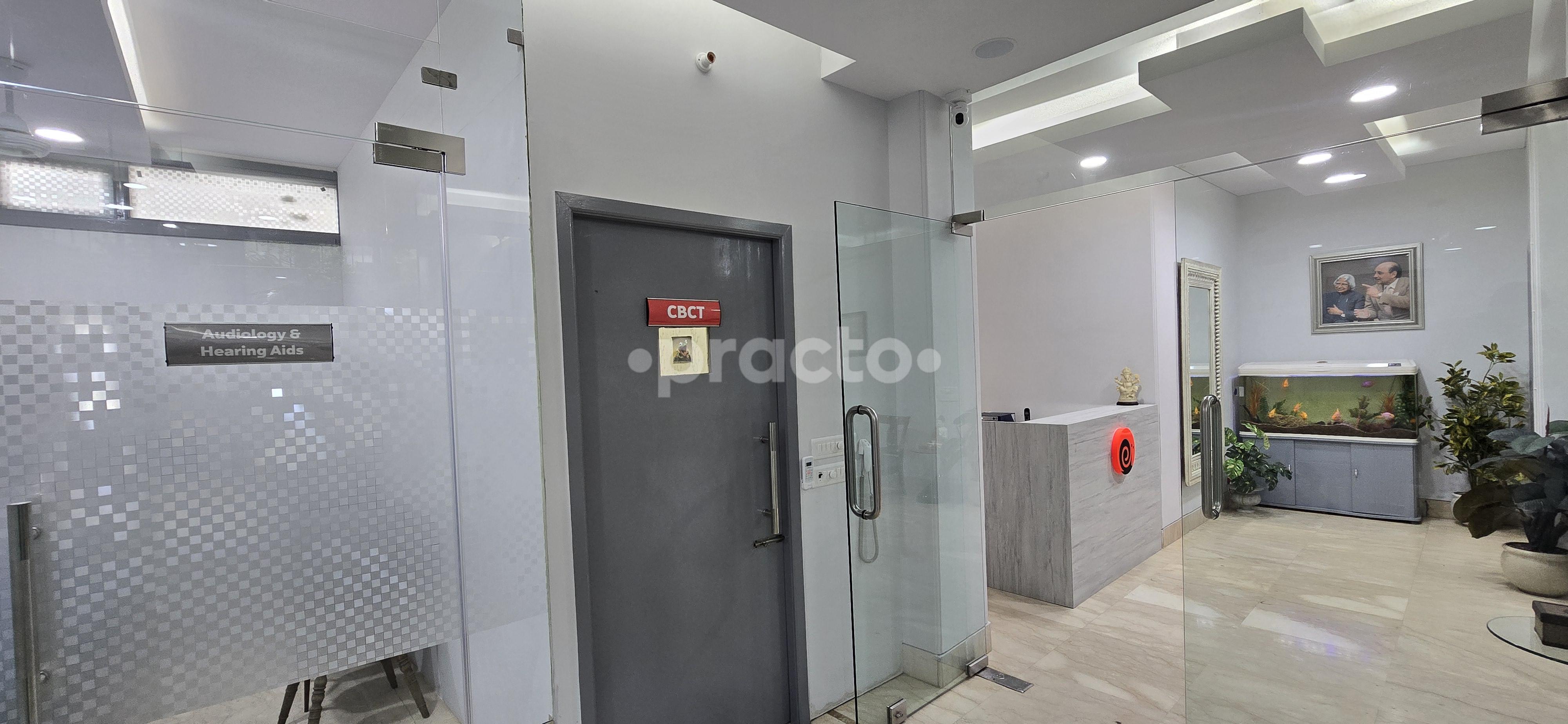 Operation Room at Dr. Hans' Centre for ENT Vasant Vihar Delhi