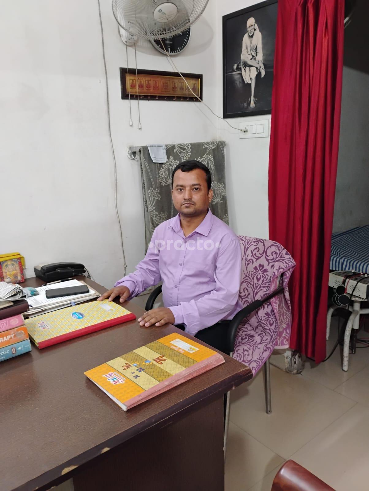 Consultation Room at Divyashakti Ortho Care Mainpura Patna
