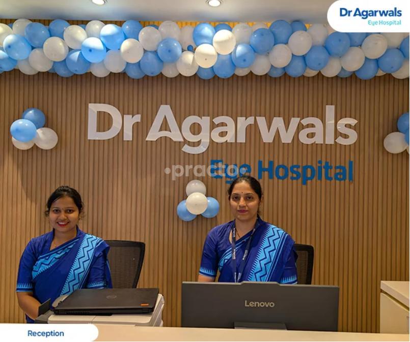 Reception Area at Dr Agarwals Health Care Vashi Navi Mumbai