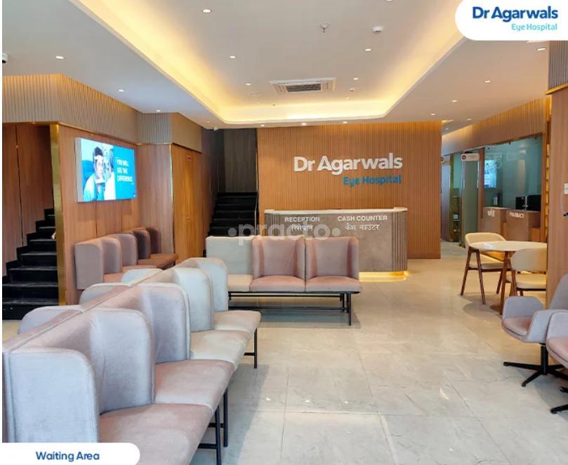 Waiting Area at Dr Agarwals Health Care Vashi Navi Mumbai