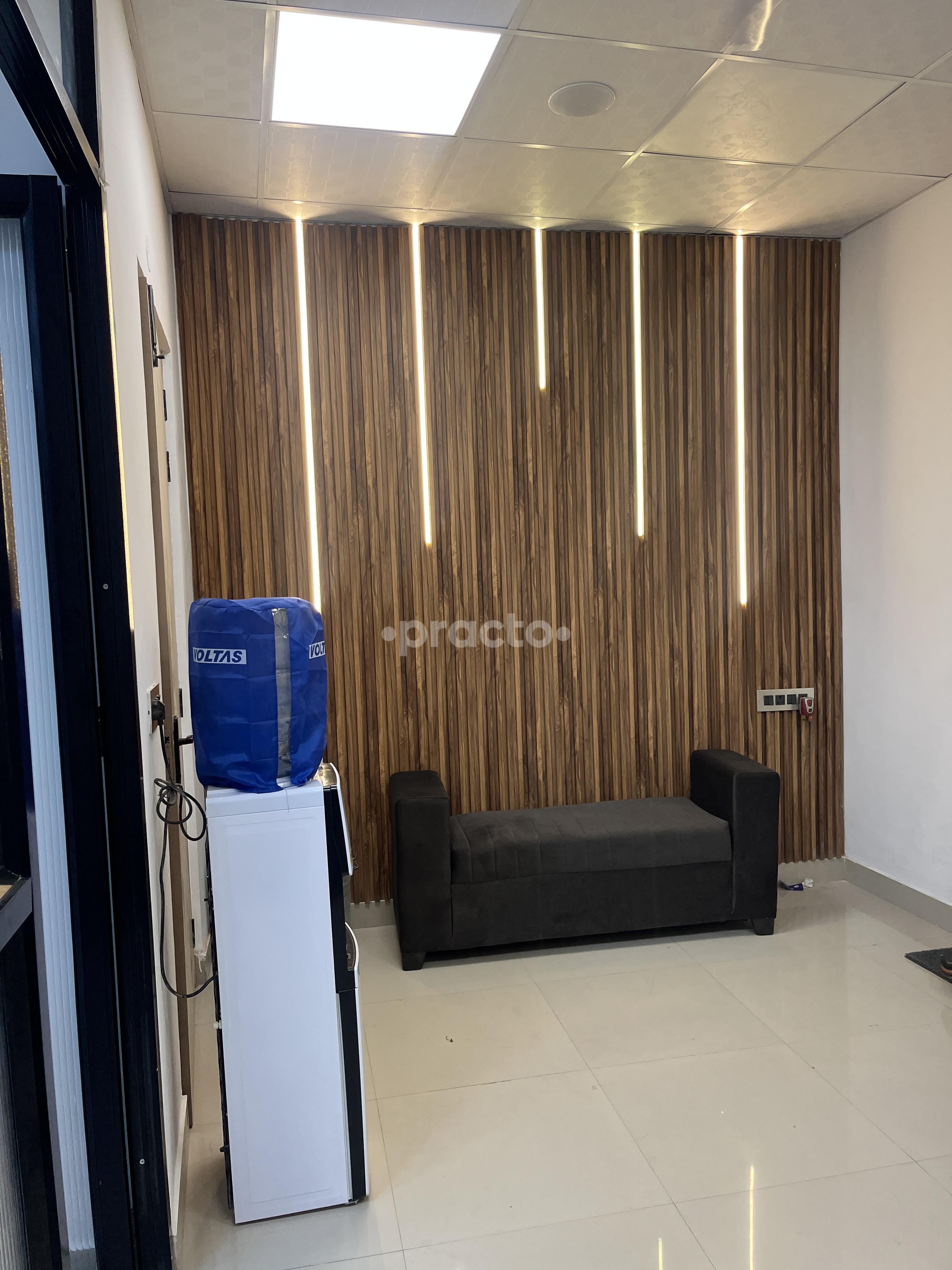 Waiting Area at Dr. Pranays Dental Clinic Sector 52 Noida