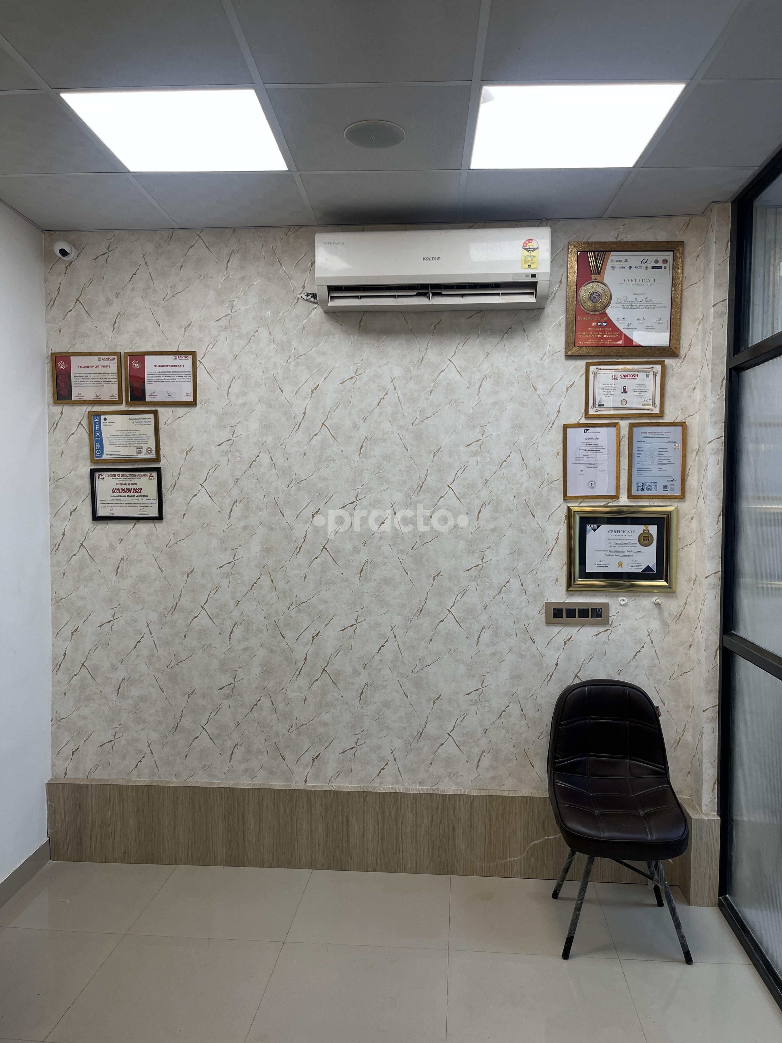 Reception Area at Dr. Pranays Dental Clinic Sector 52 Noida