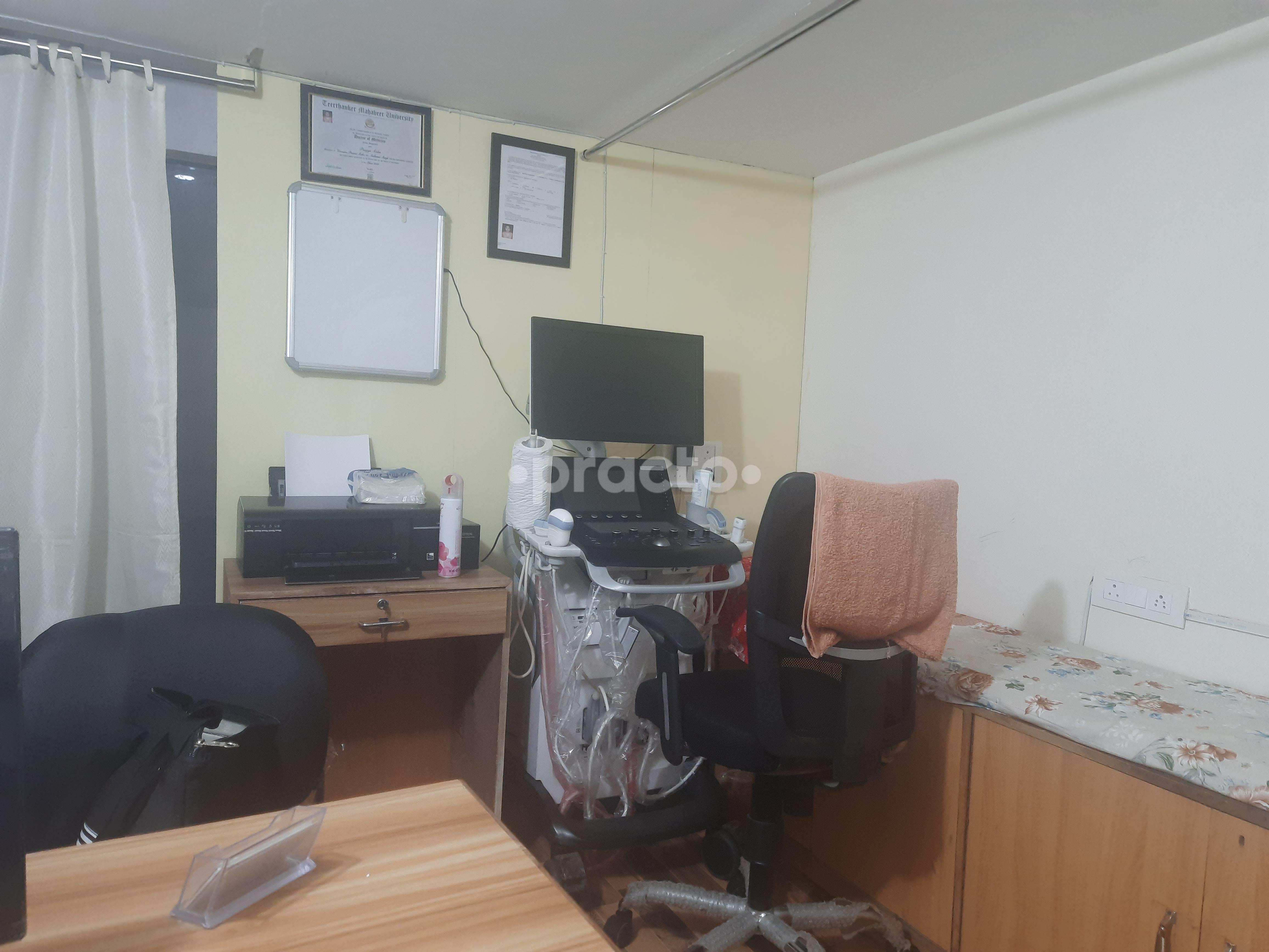 Consultation Room at Sri Balaji Diagnostics Beta I Greater Noida