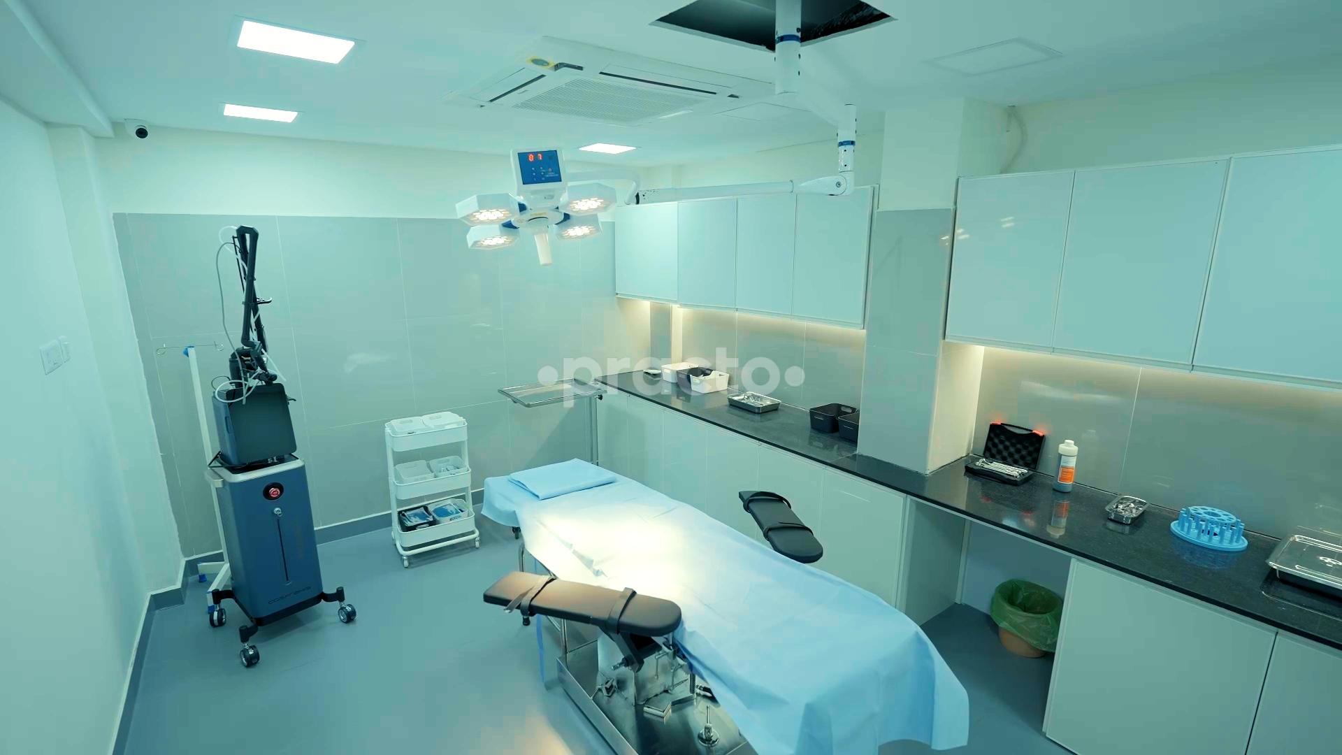 Equipment Area at Smart Surgeons Kuravankonam Thiruvananthapuram