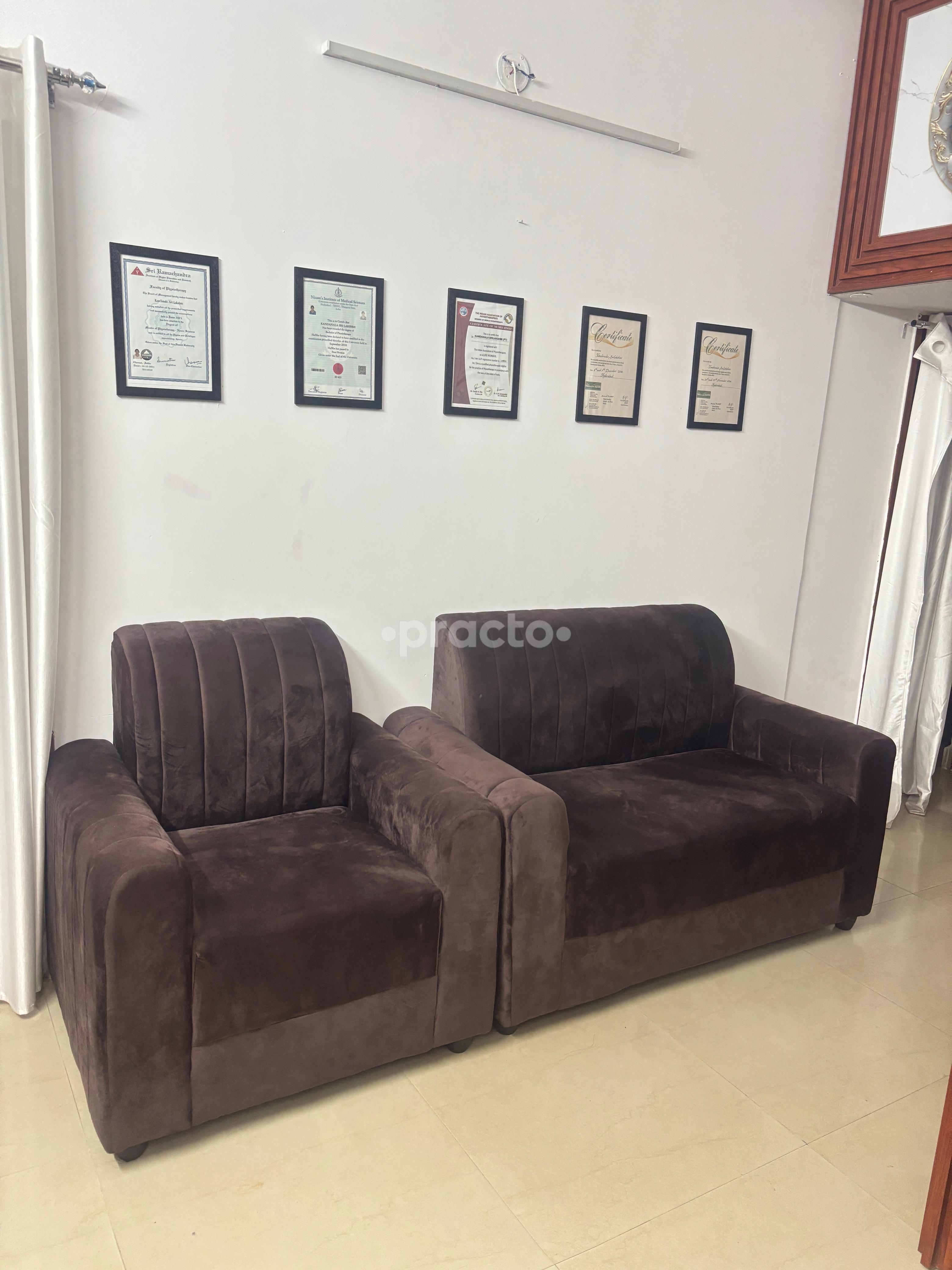 Waiting Area at SL Regrow Clinic Madhapur Hyderabad