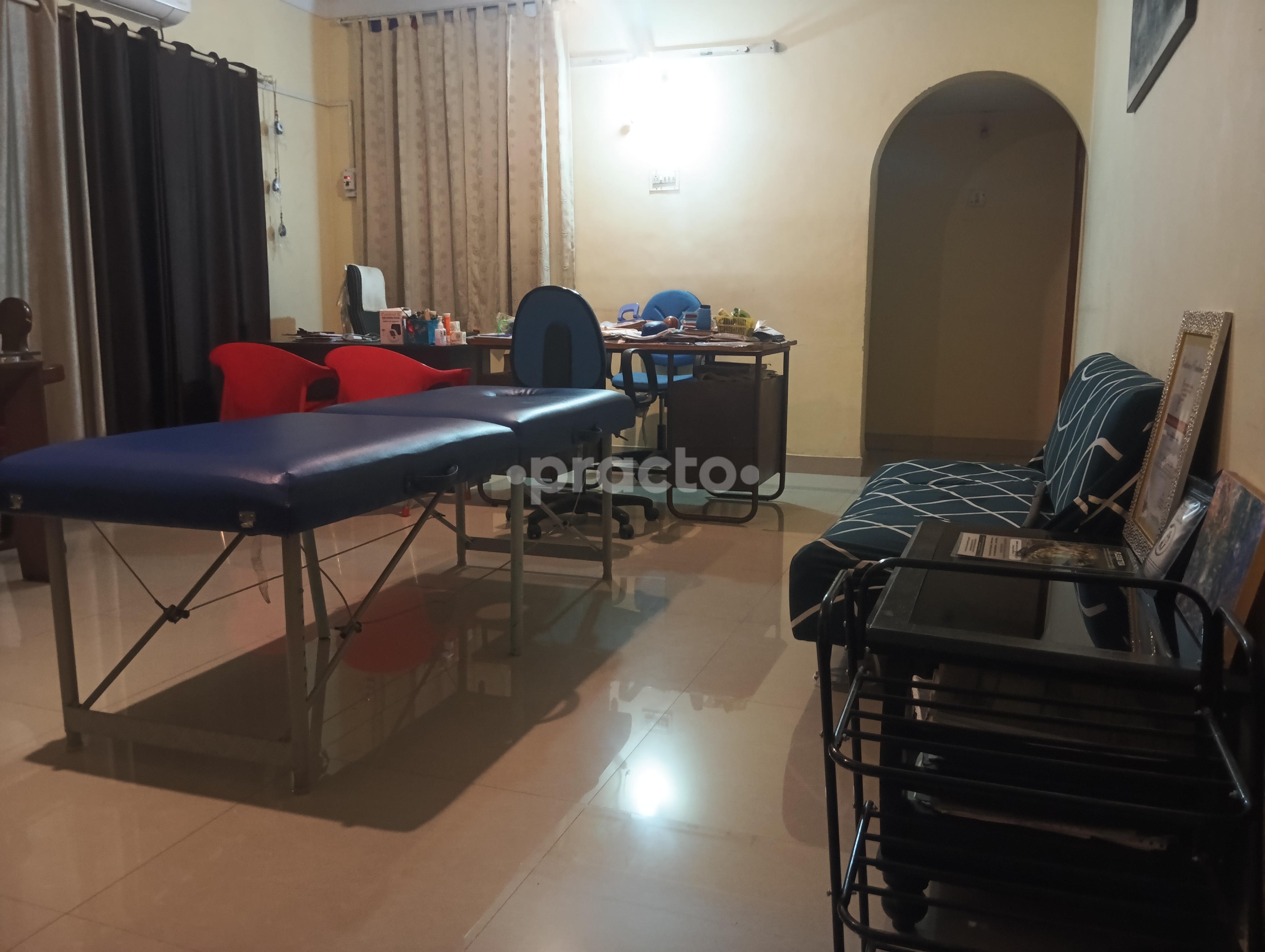 Consultation Room at DR CHIRAG ASWANI ( CHIROPRACTOR)   Koregaon Park Pune