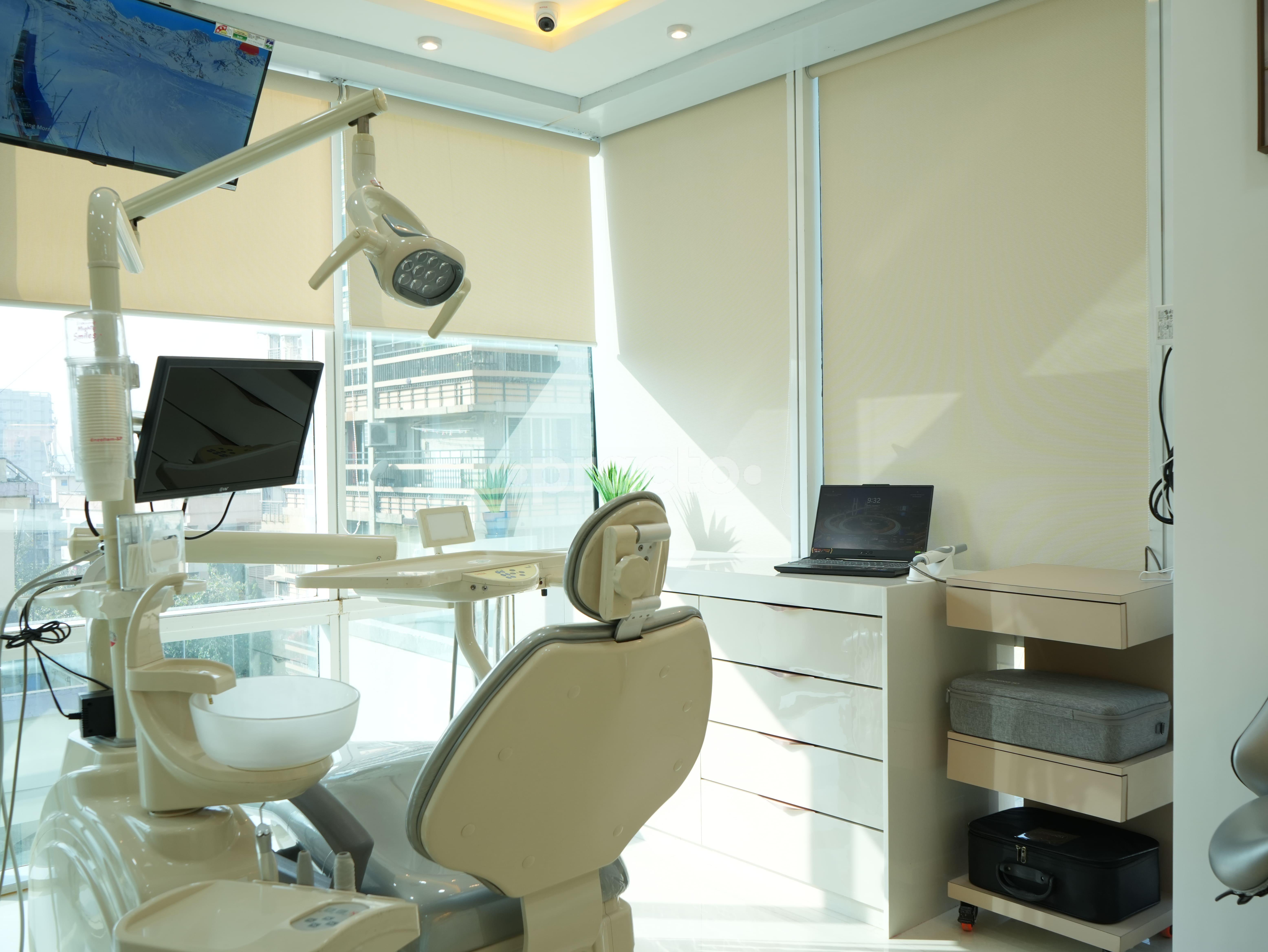 Operation Room at AK Dental Clinic Vileparle West Mumbai