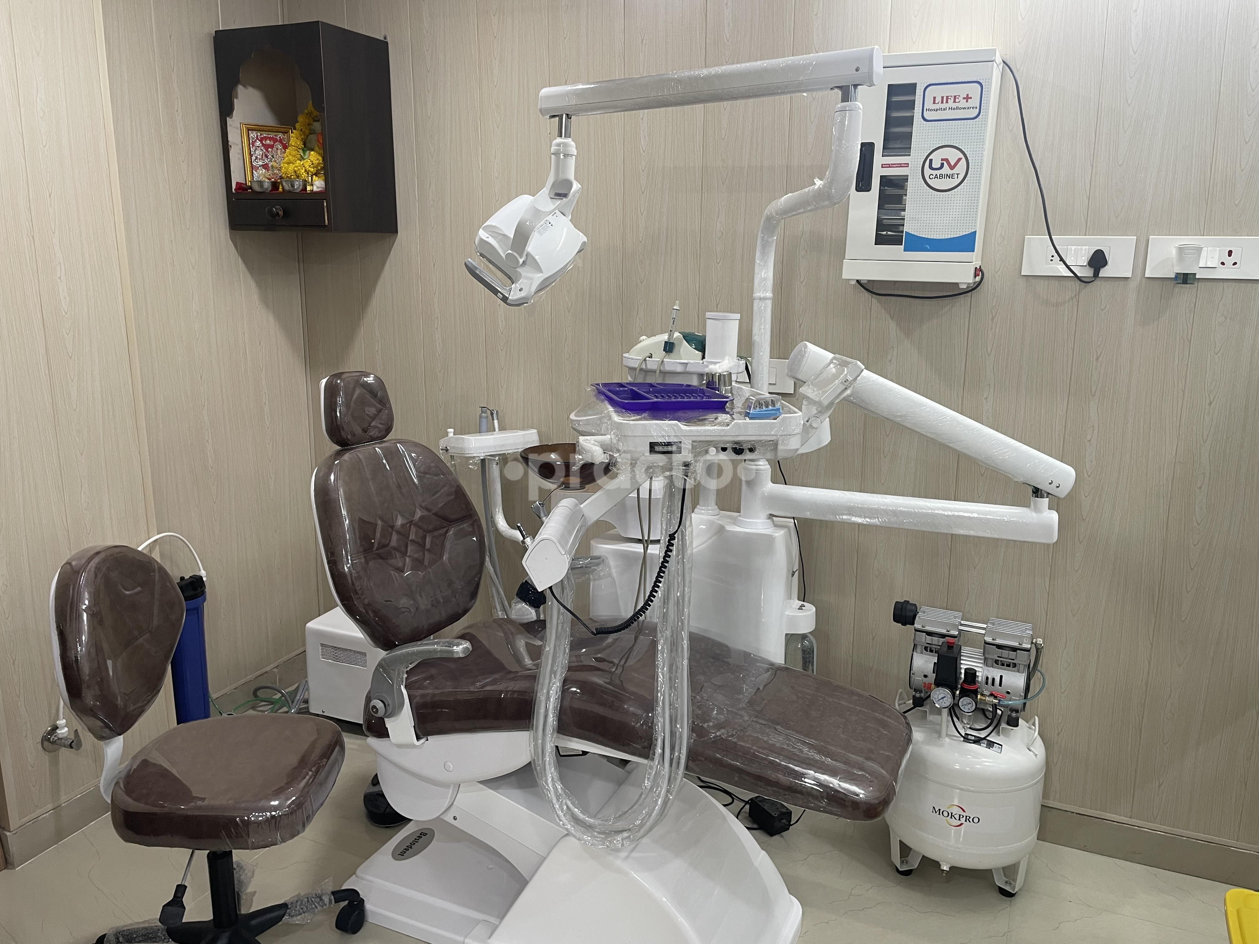 Operation Room at Karuna Multispeciality Dental Clinic  Laxmi Nagar Delhi