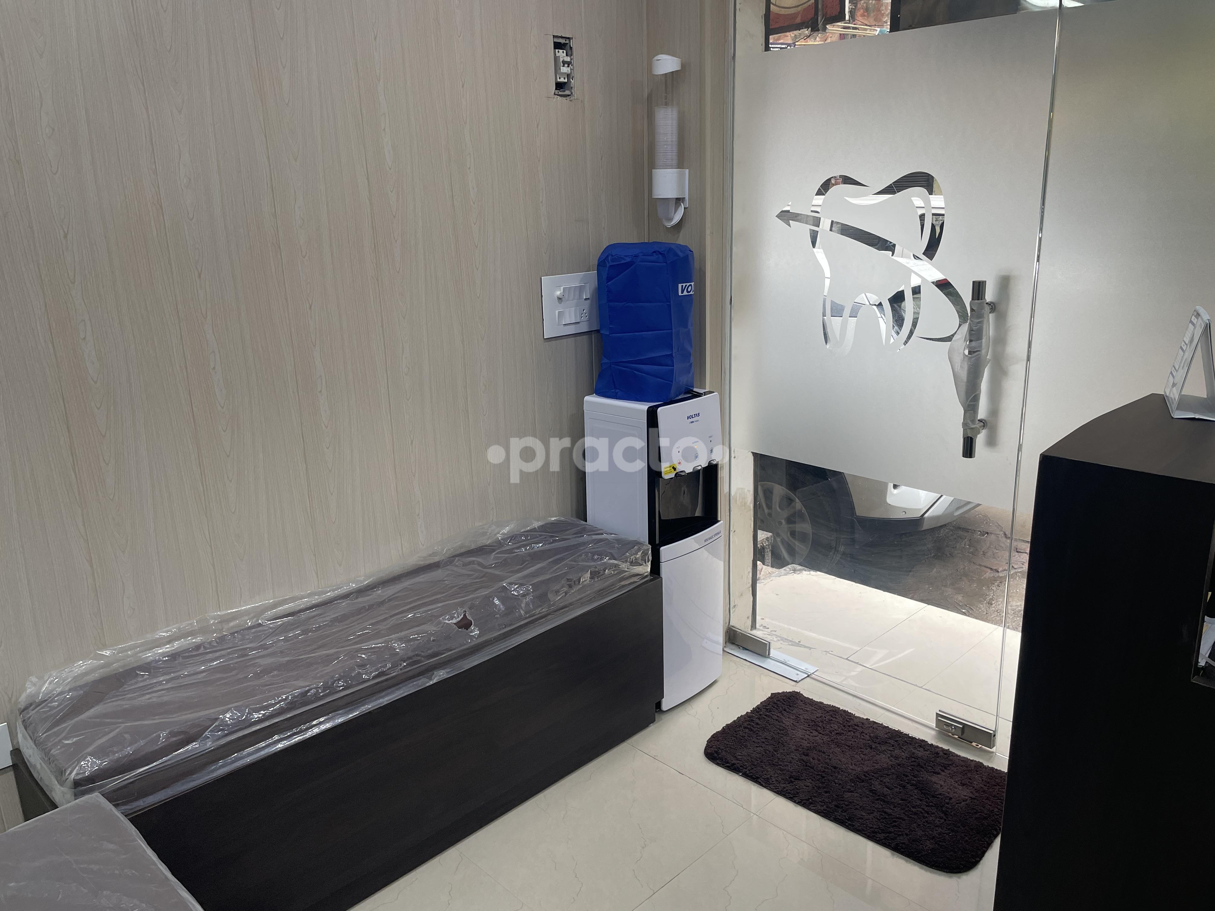 Reception Area at Karuna Multispeciality Dental Clinic  Laxmi Nagar Delhi