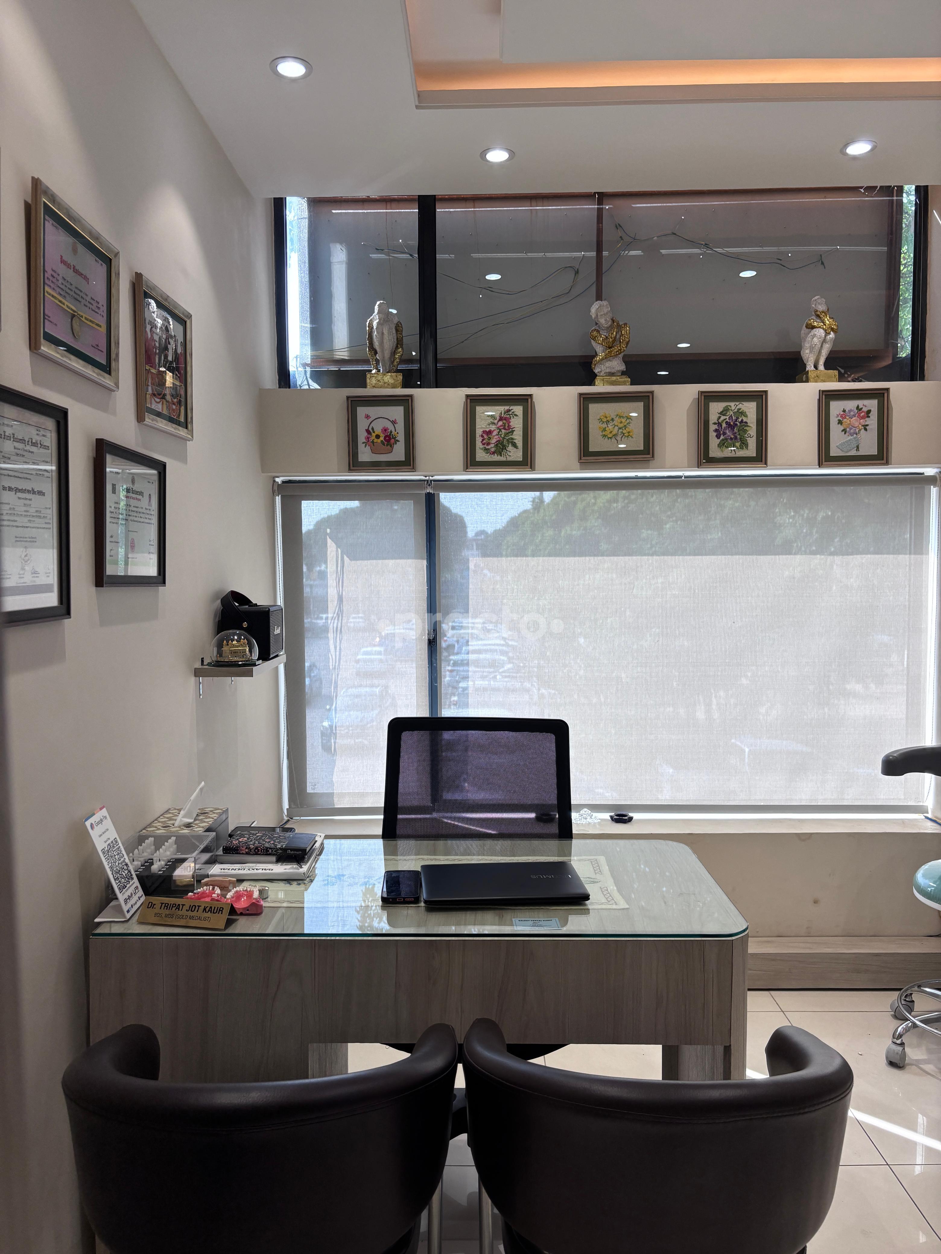 Consultation Room at Galaxy Dental Clinic Sector 8 Chandigarh