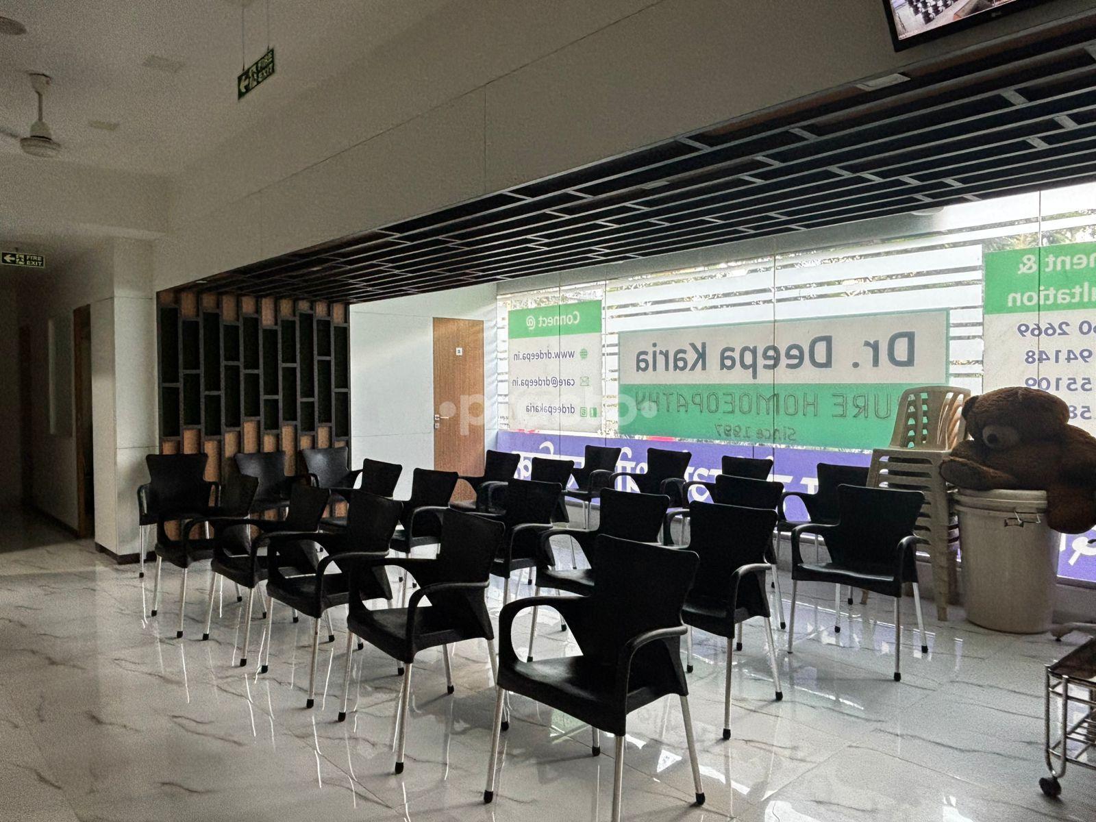 Waiting Area at Maple Poly Clinic Mulund Mumbai