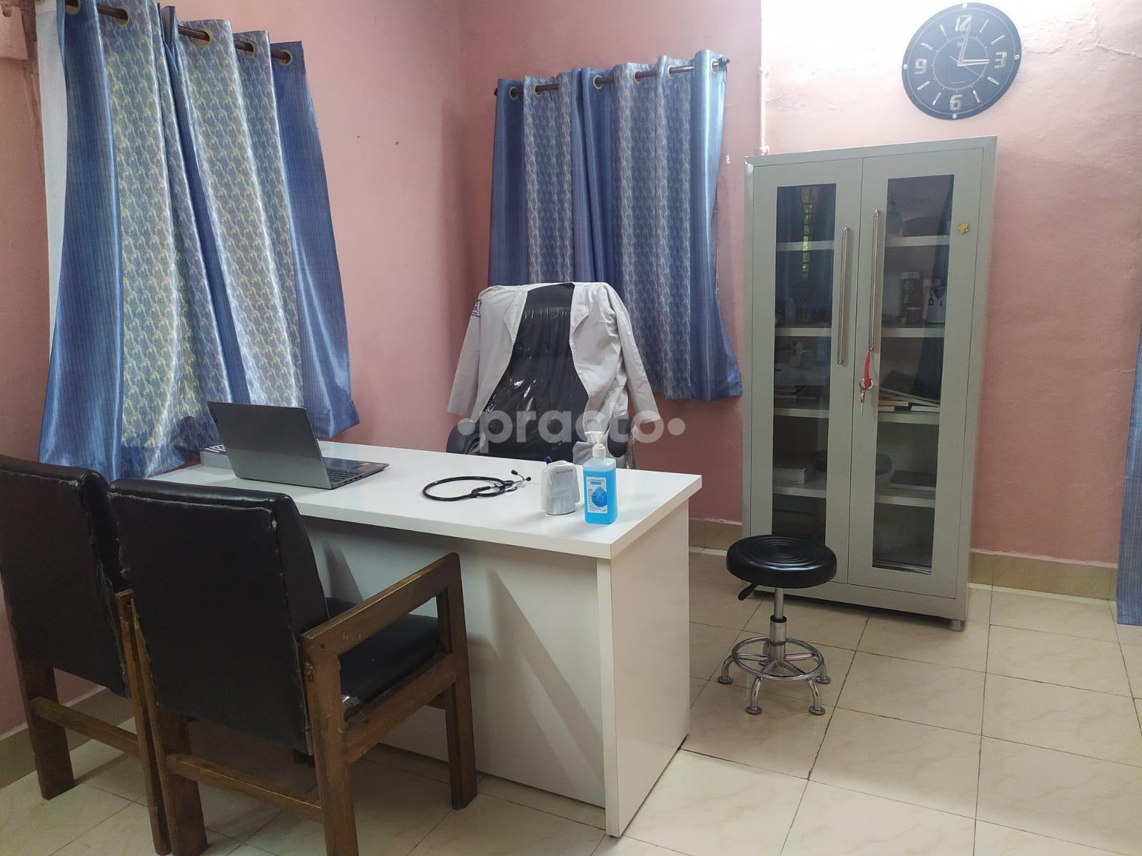 Consultation Room at Nice Health Care Clinic Professors Colony Bhopal