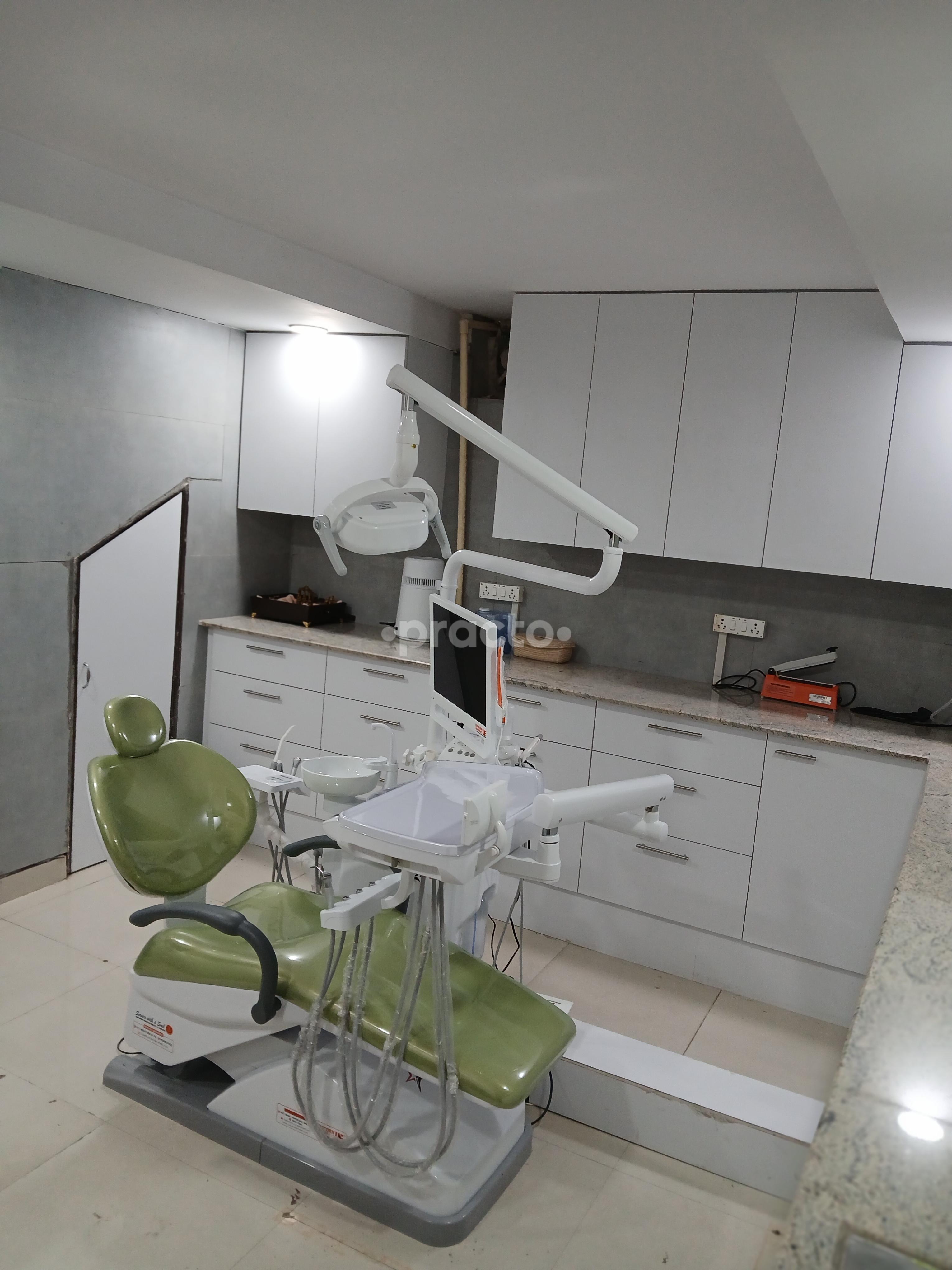 The Tooth Room Karkardooma Delhi