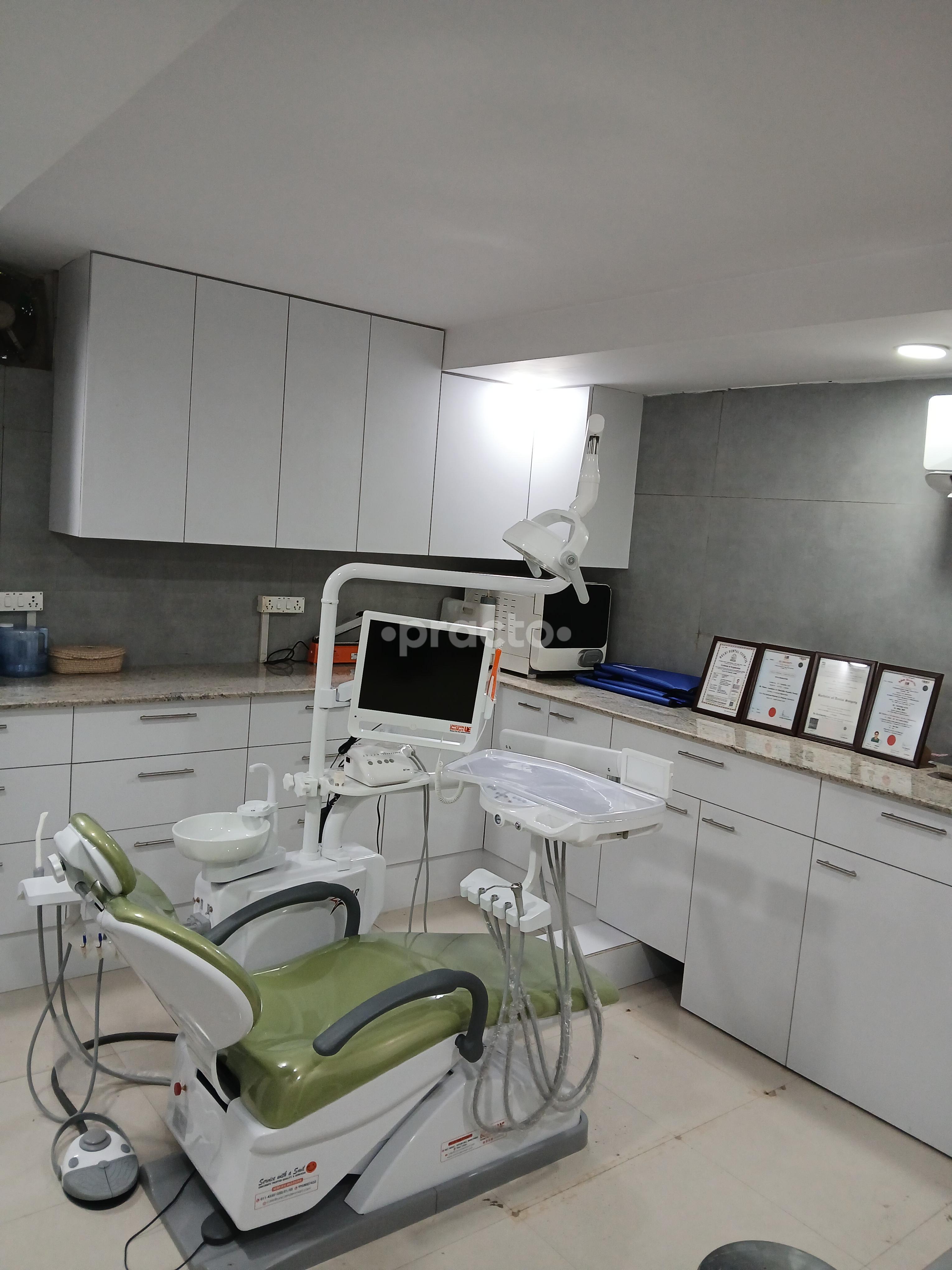 Operation Room at The Tooth Room Karkardooma Delhi