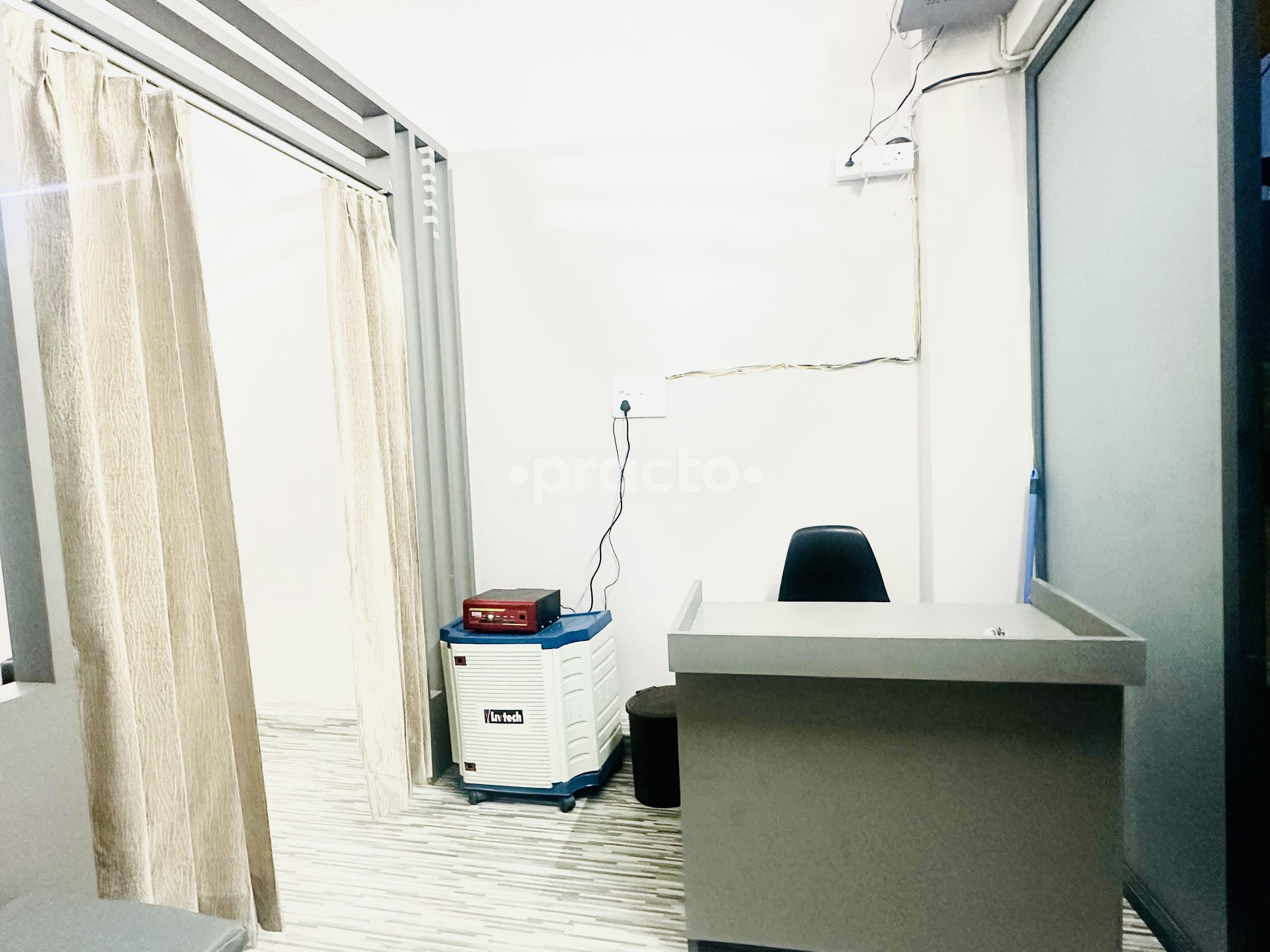 Reception Area at Dr. Priyanka Singh’s Root And Align Dental Studio Sushant Golf City Lucknow