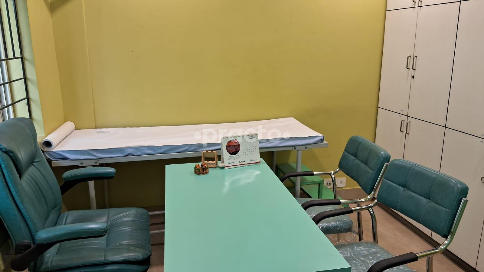 Consultation Room at Healthcare Scan Diagnostics Beniapukur Kolkata