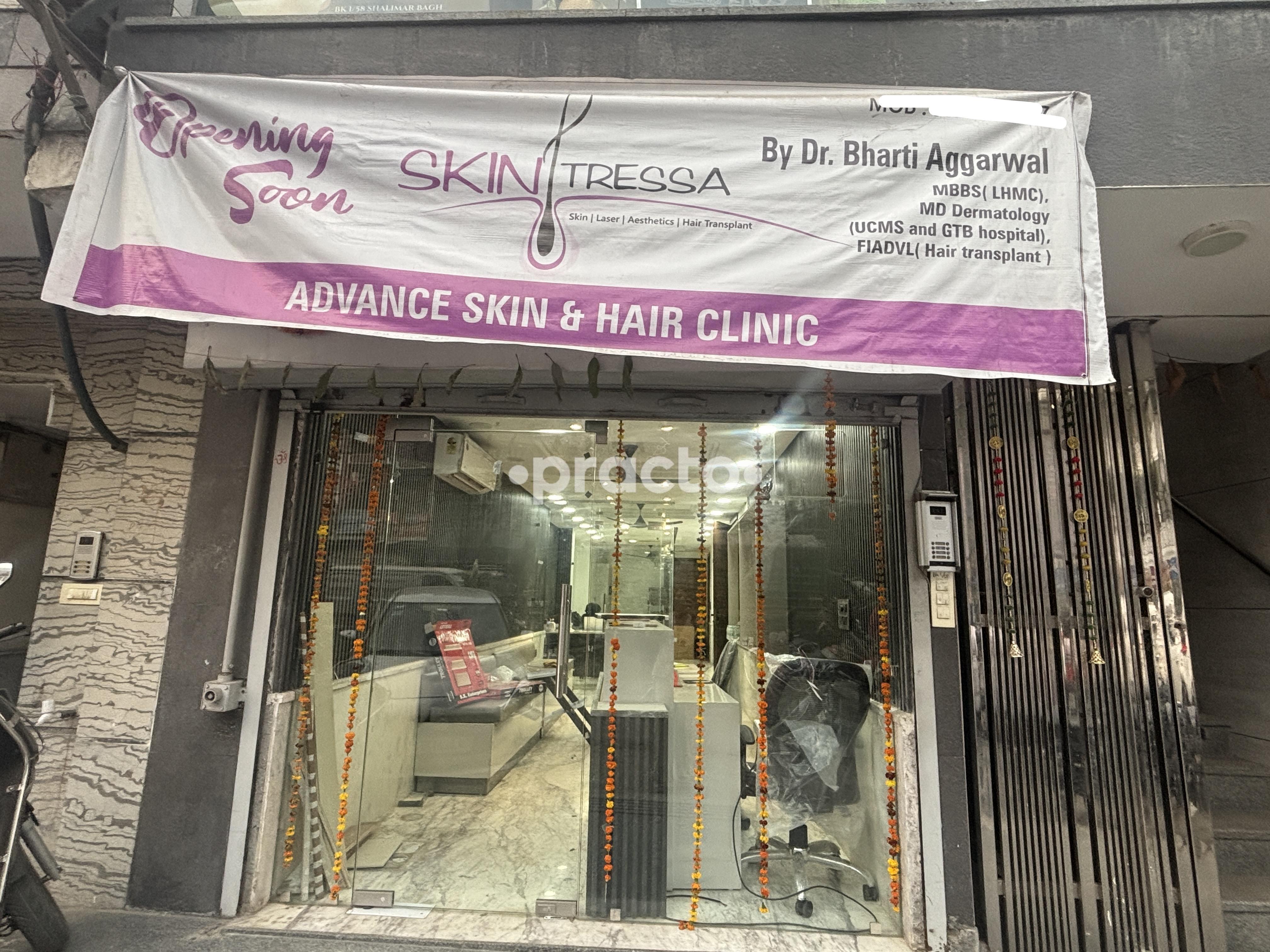 Outside Area at Skintressa Shalimar Bagh Delhi