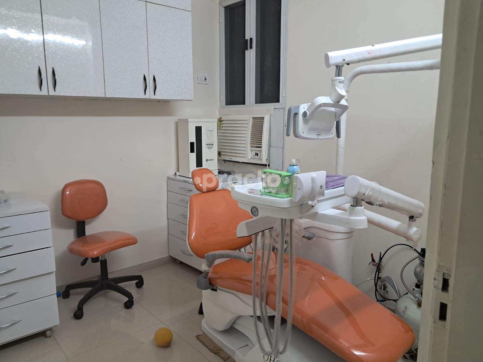 Operation Room at Adiagstya Dental Clinic Sector 77 Noida