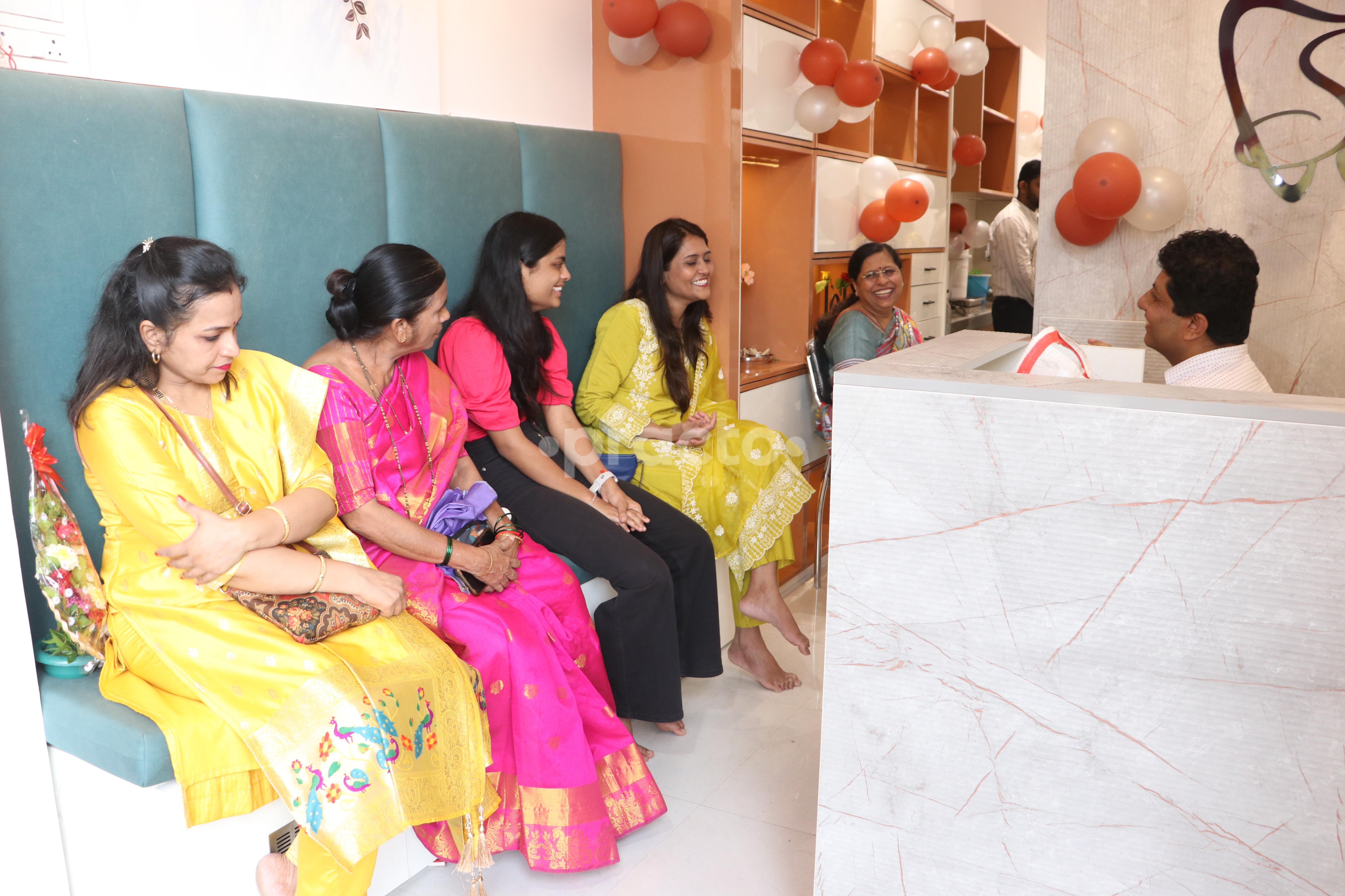 Waiting Area at Dr Shaamli's Dental Care Badlapur E.D. Thane