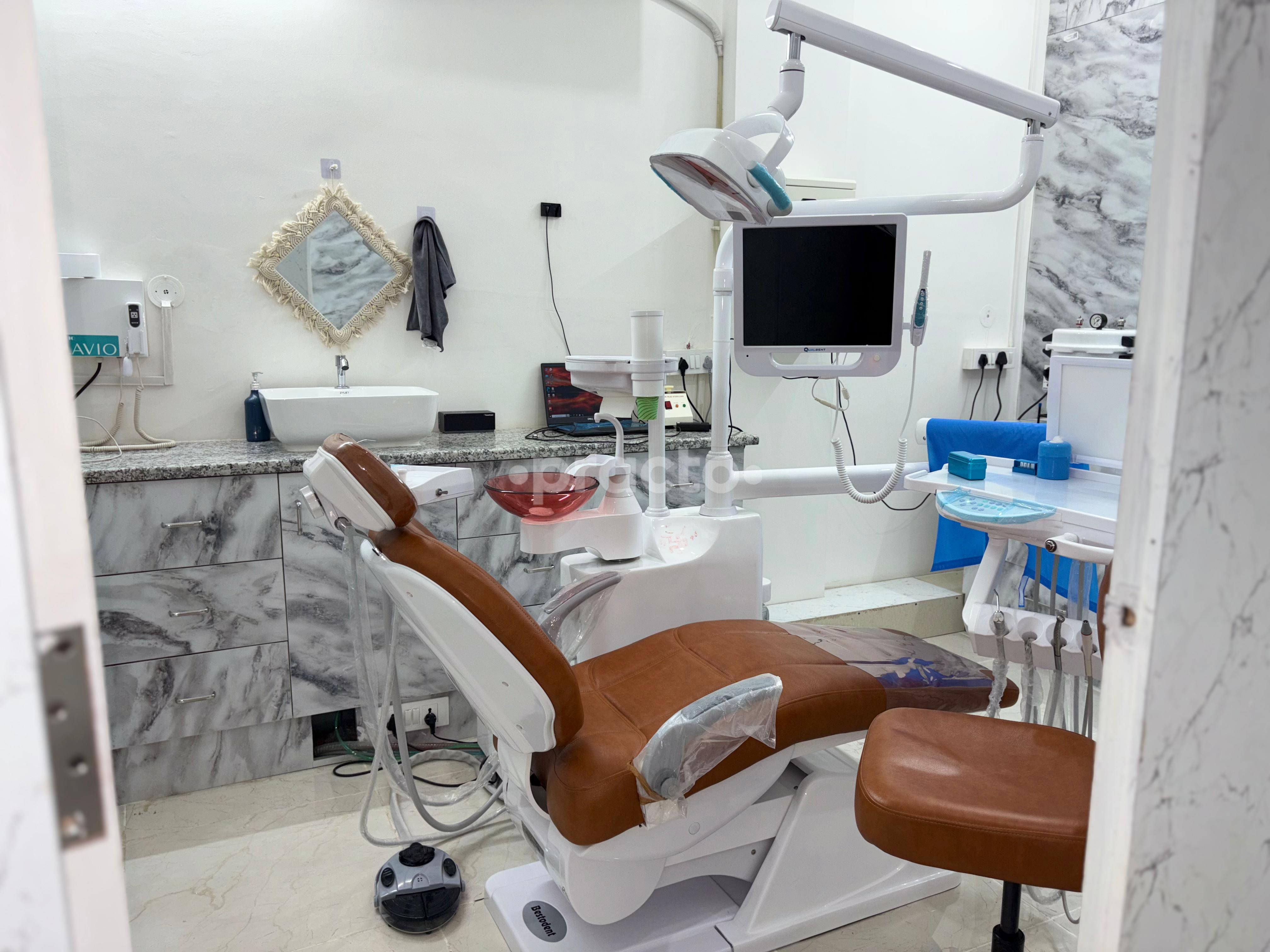 Equipment Area at Dental Clinic & Implant Centre Gurgaon Sector 48 Gurgaon