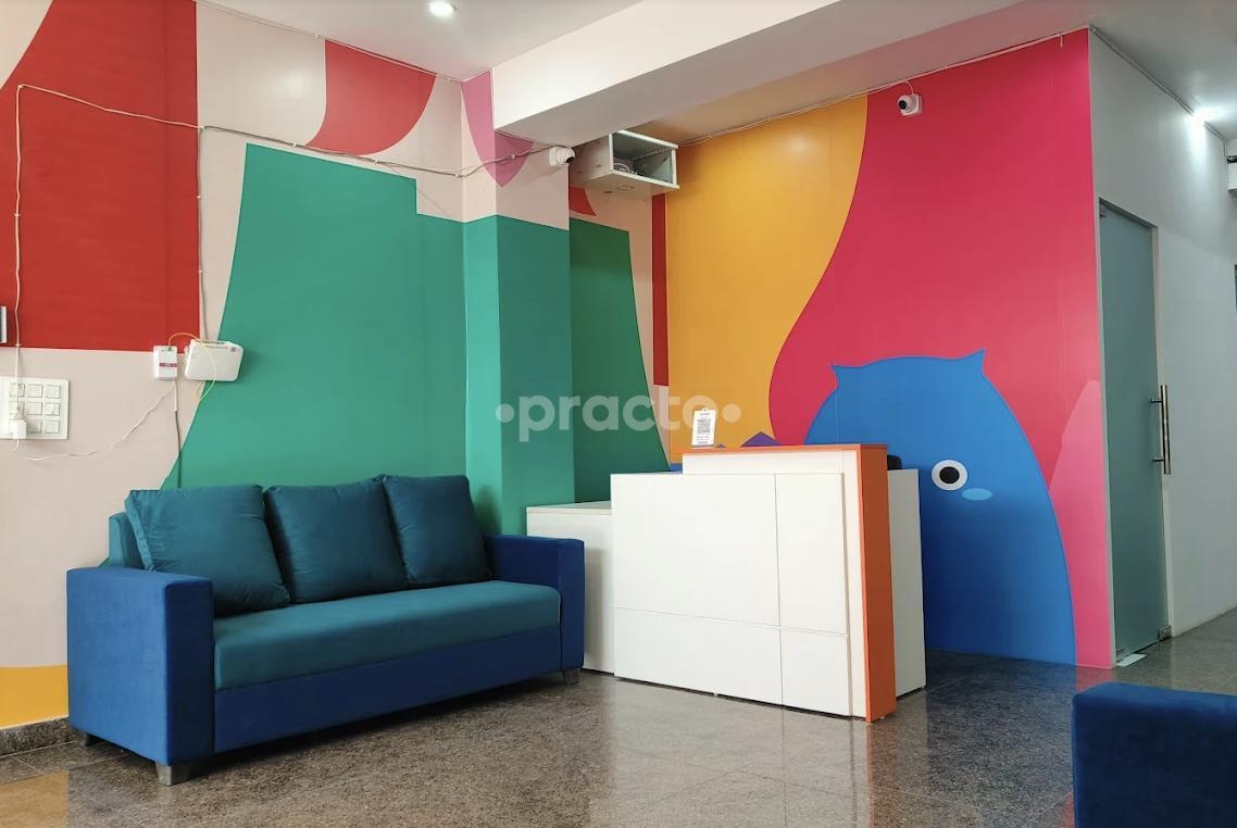 Waiting Area at Sunshine By Lissun Railway Road Gurgaon