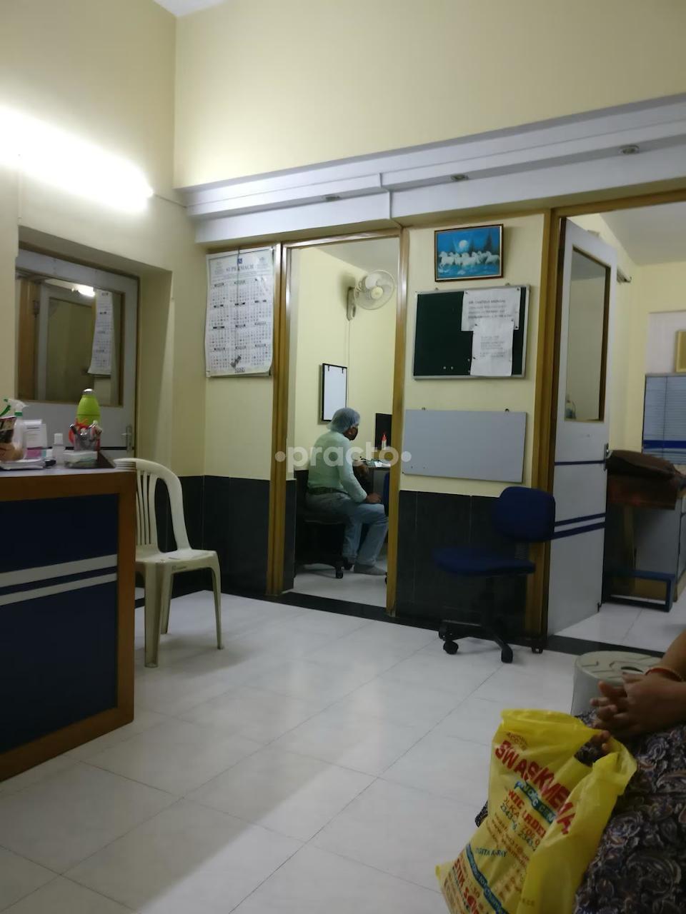 Waiting Area at Pradeep Clinic South Extension 2 Delhi