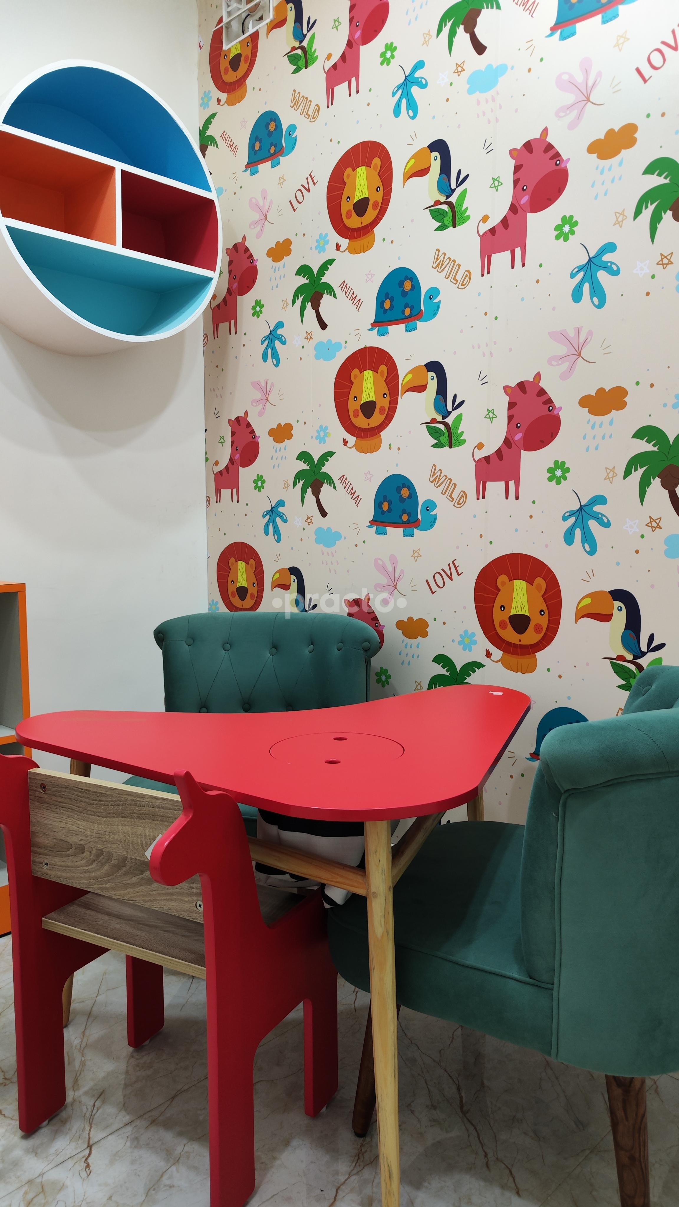 Consultation Room at Sunshine By Lissun Pitampura Delhi