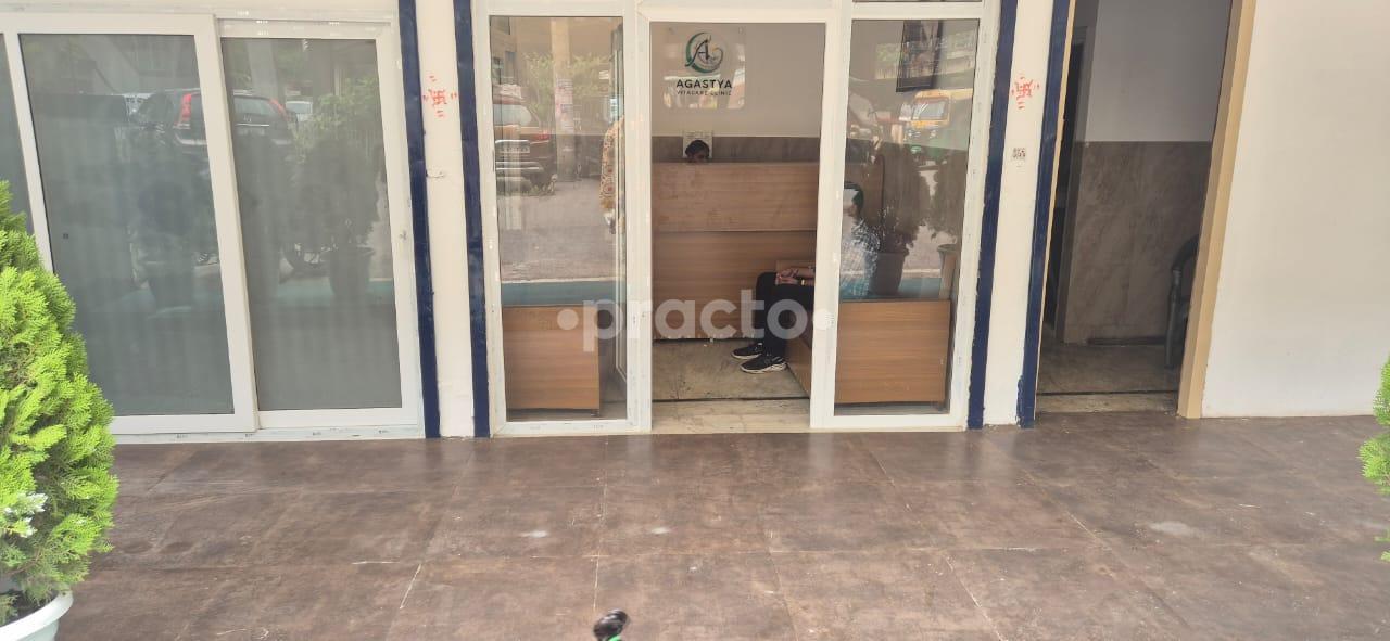 Outside Area at Agastya Vitacare Clinic Mayur Vihar Ph-II Delhi
