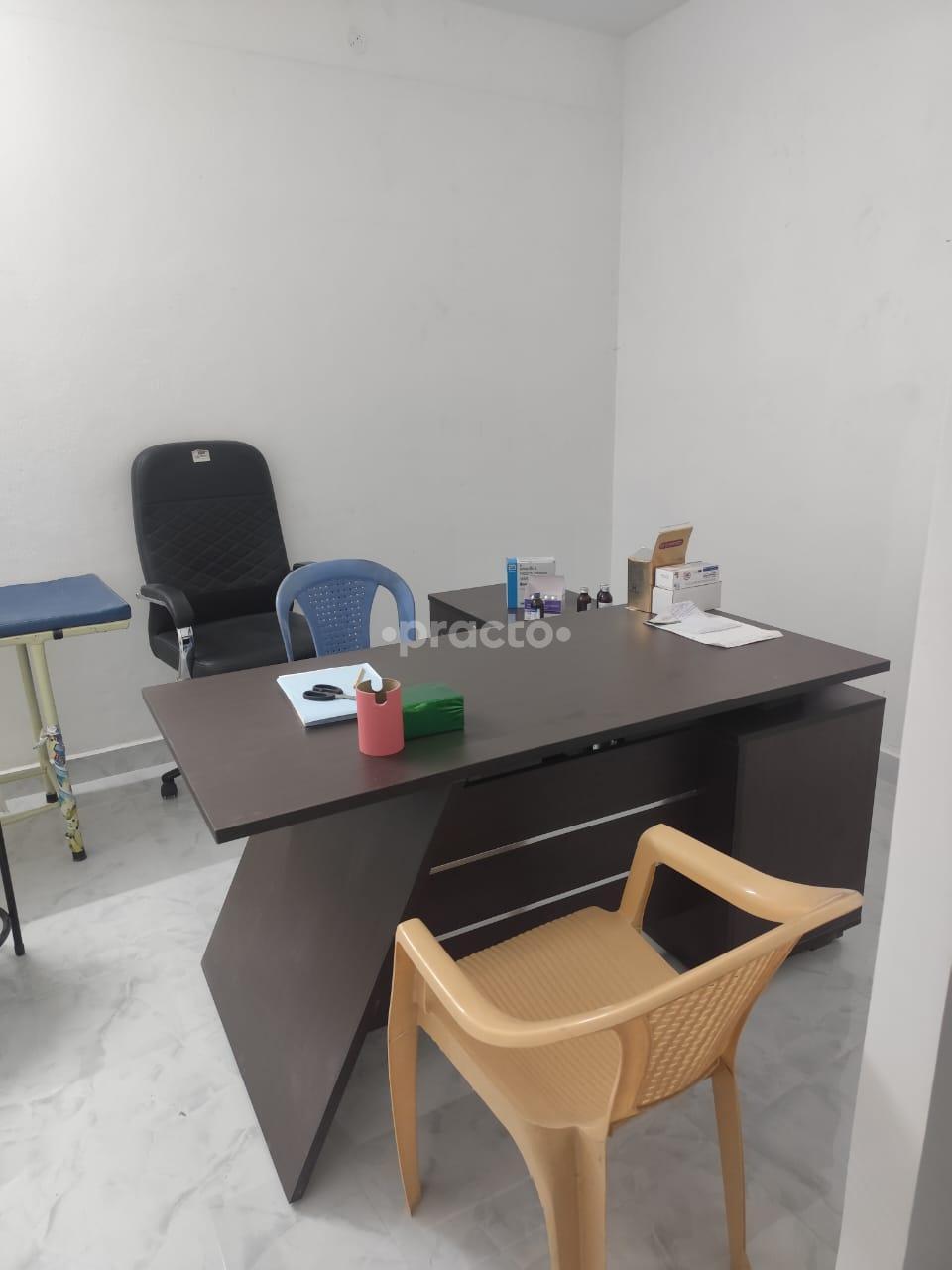 Consultation Room at Dr. PD's Speciality Clinic Maduravoyal Chennai