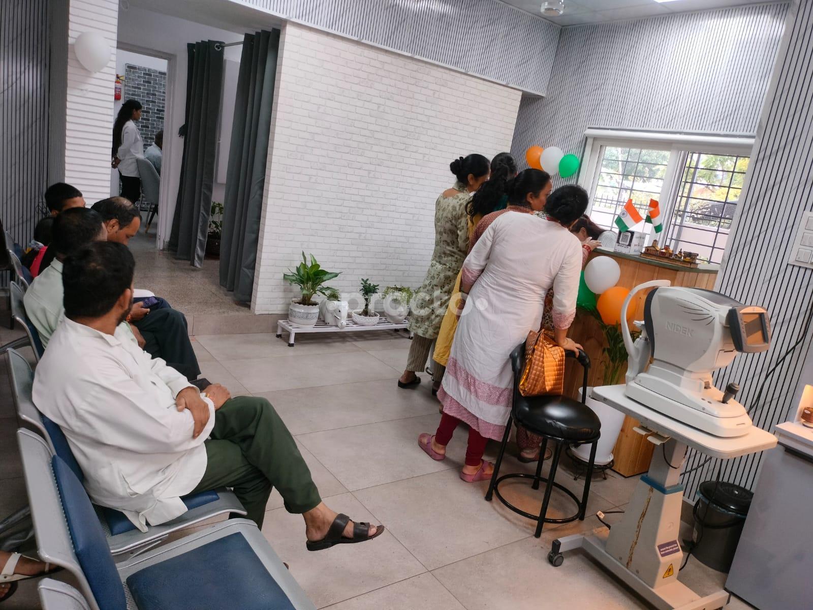 Apex Eye Care Centre Araghar Dehradun