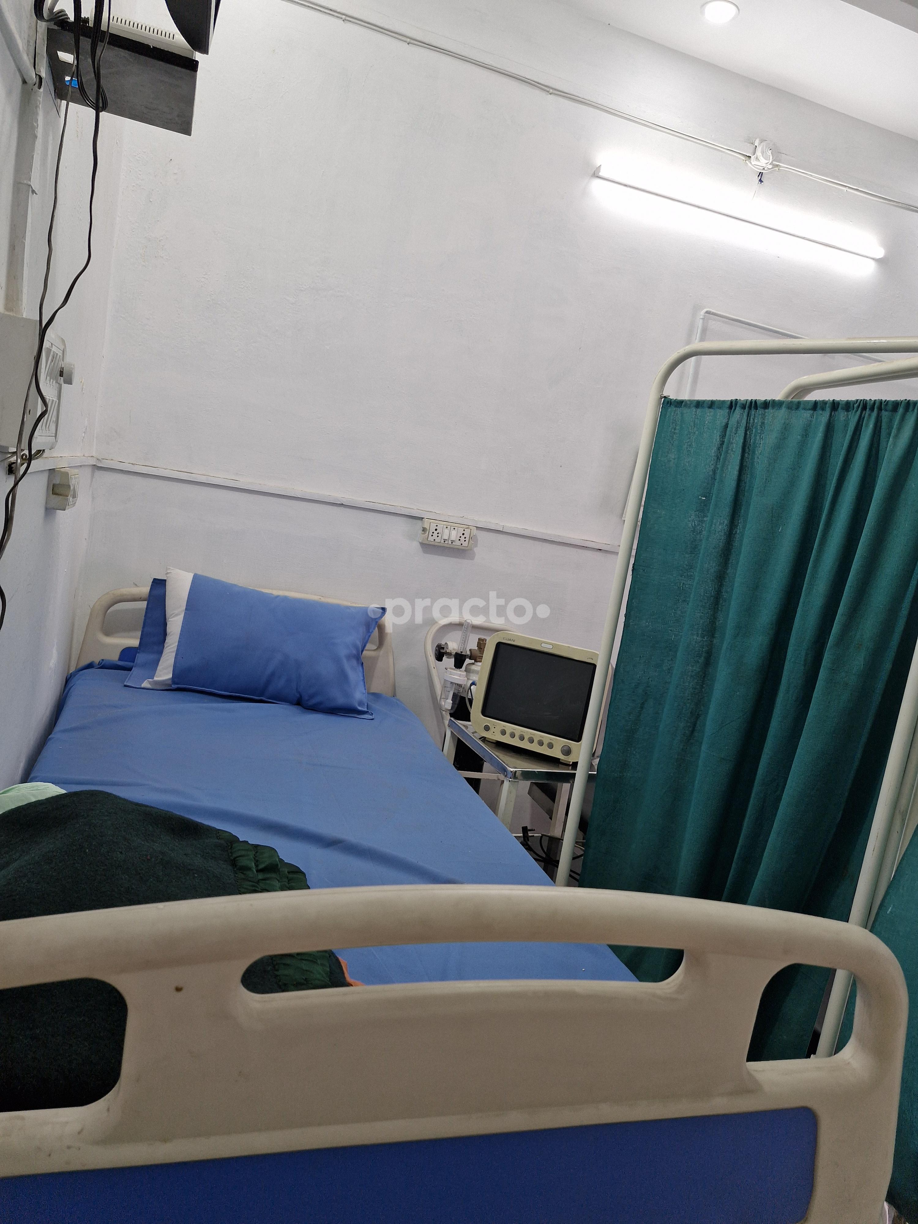Consultation Room at Ananda Child Care Center & Vaccination Dharampur Dehradun