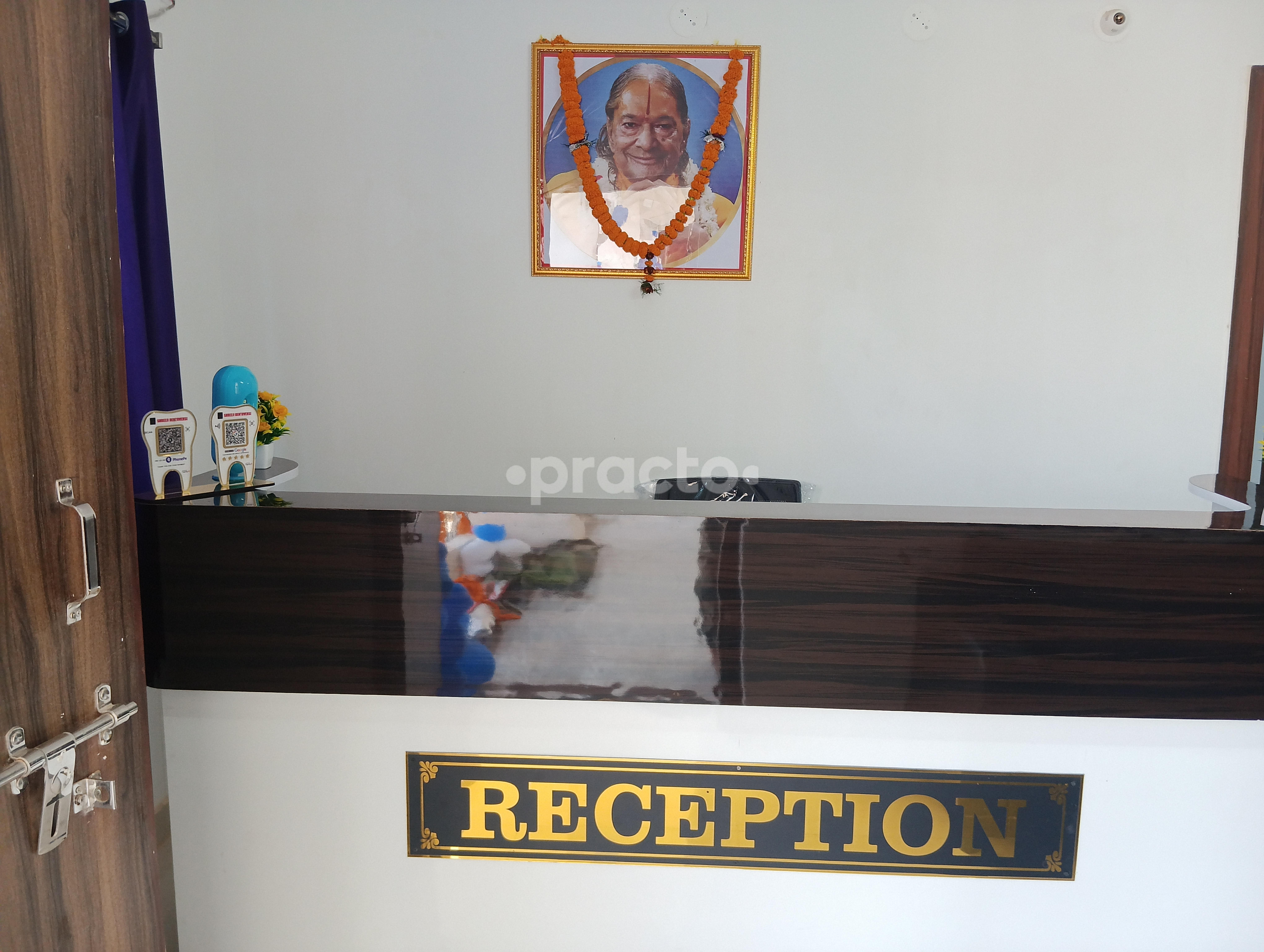 Reception Area at Shreeji Dentoverse Mustafapur Patna