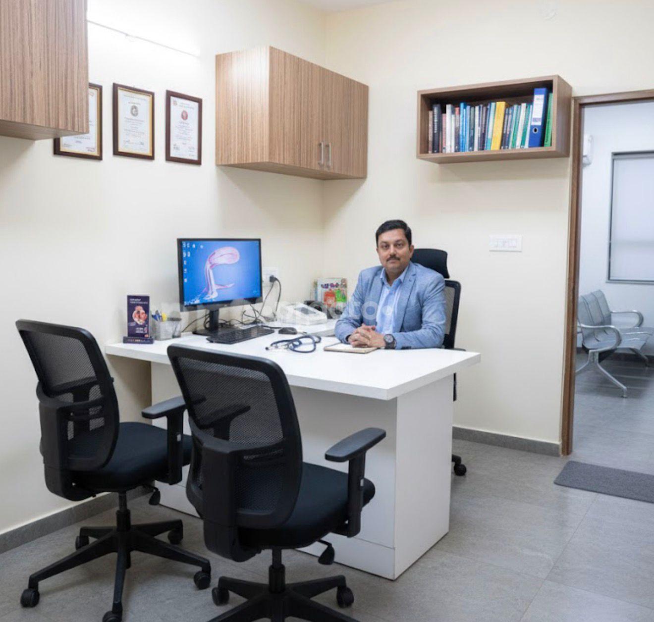 Consultation Room at Dr Uday Ravi Surgical Center Sahakaranagar Bangalore