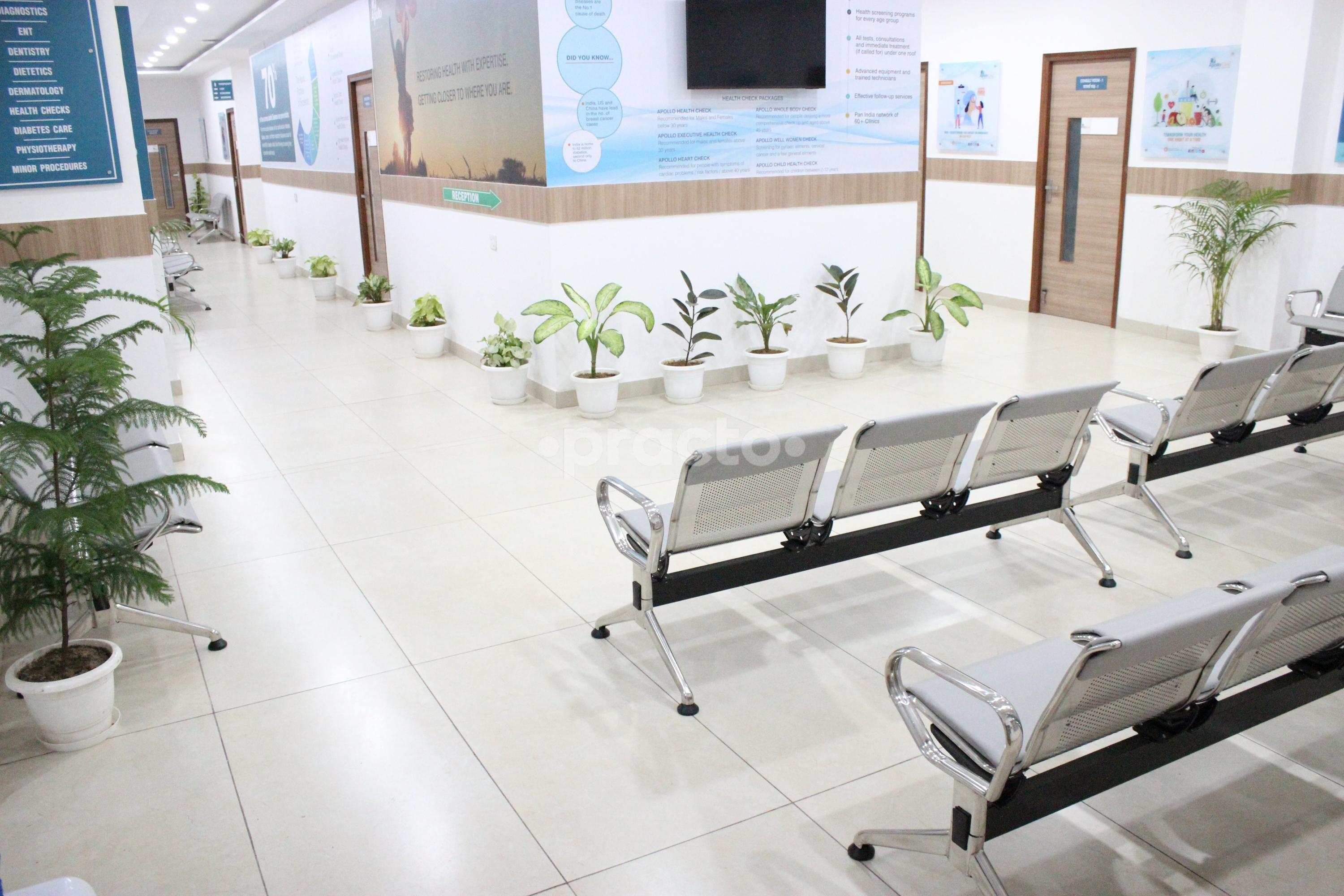 Waiting Area at Apollo Clinic Janakpuri Delhi