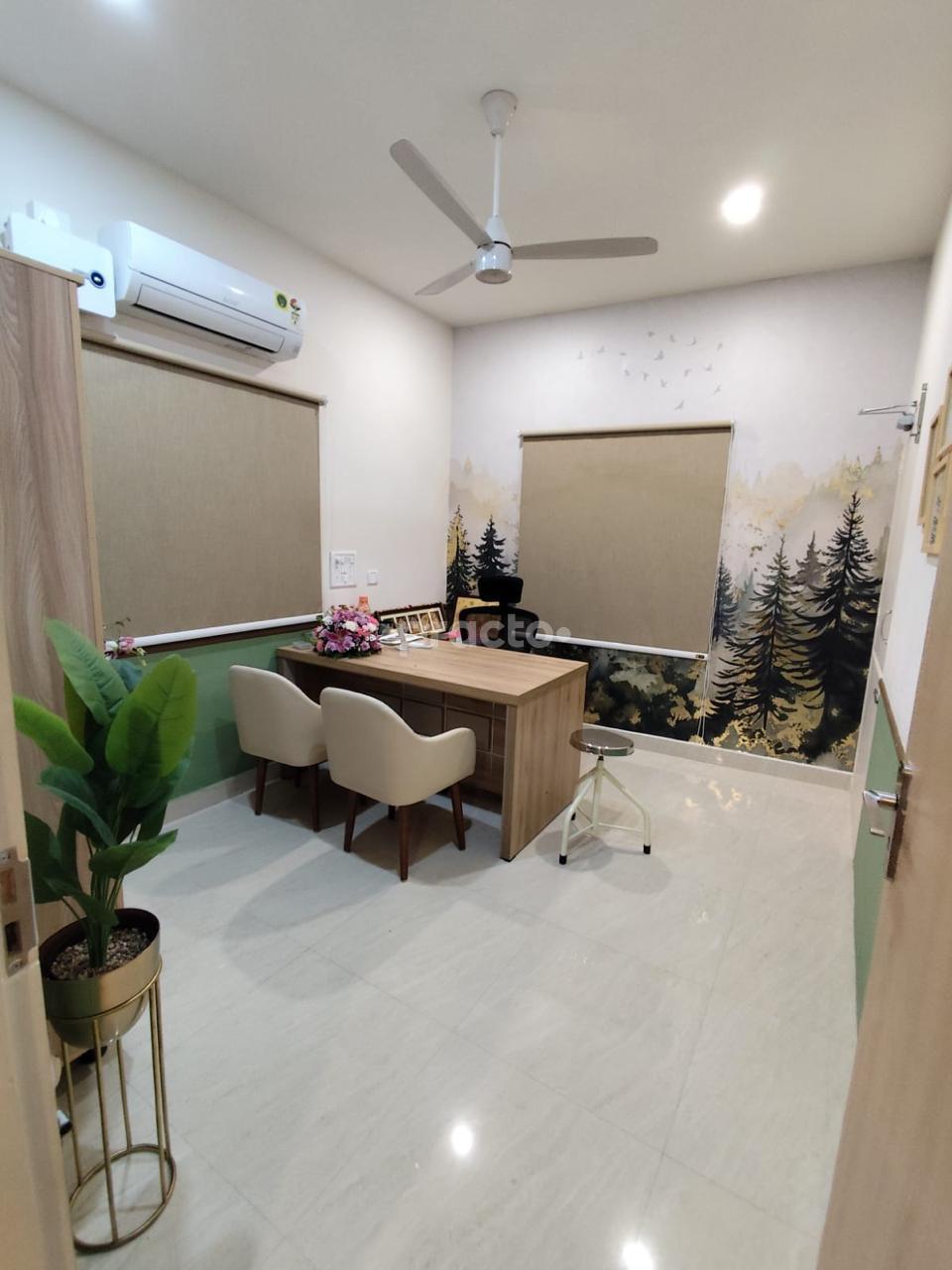 Consultation Room at MOM Fetal Scans OMR Chennai