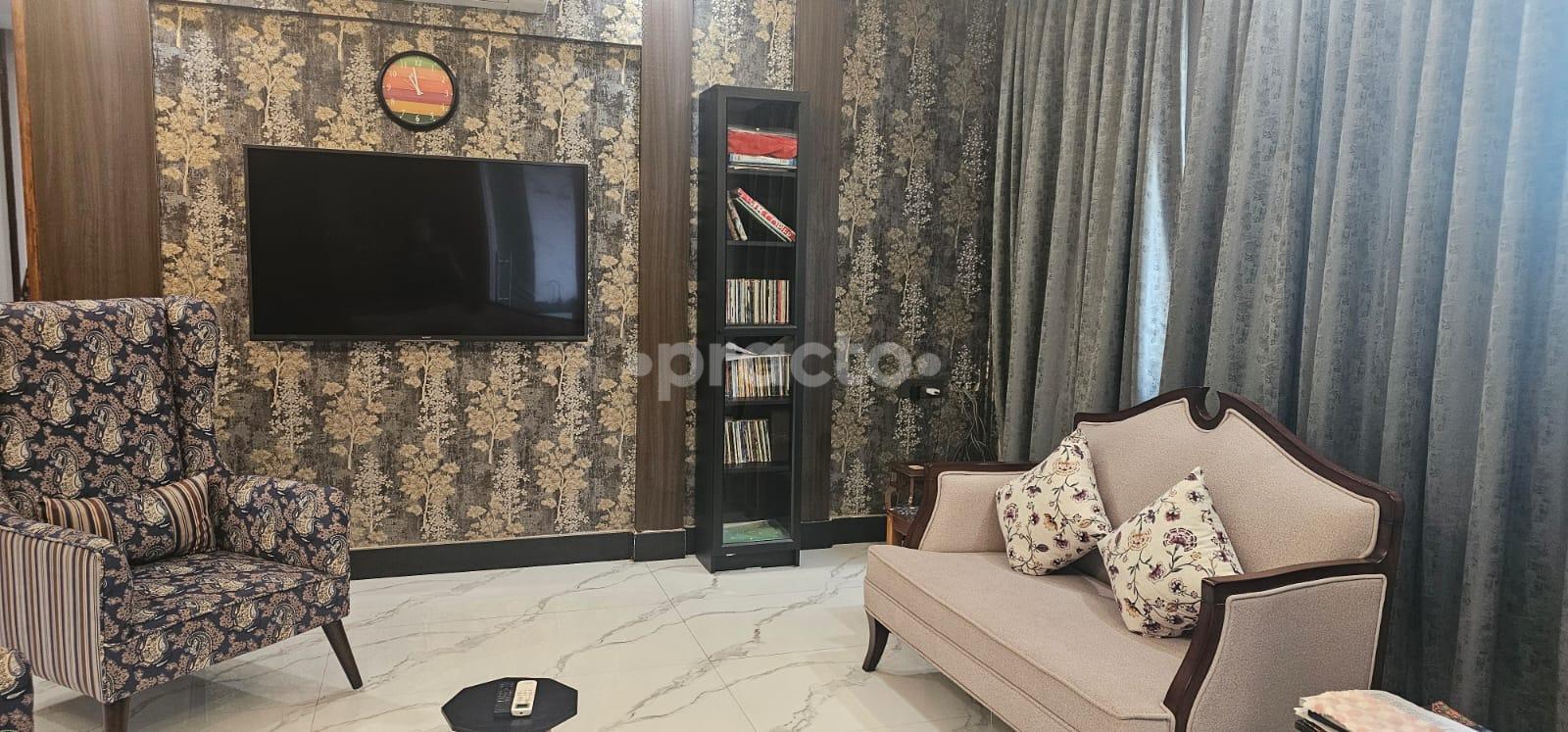 Waiting Area at Shree Tara School Of Wellbeing Rajouri Garden Delhi