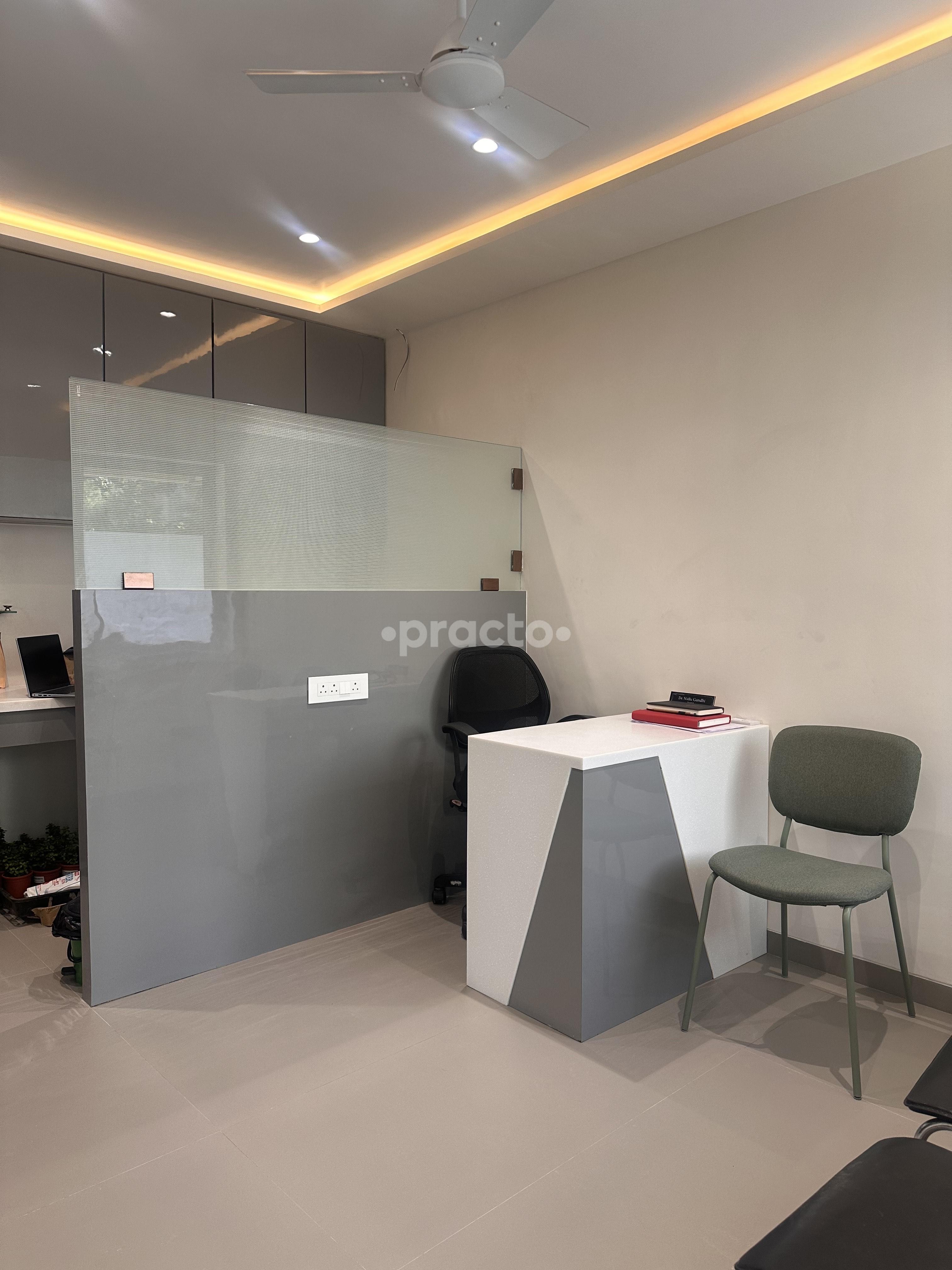 Reception Area at Encare Dental Santacruz Mumbai