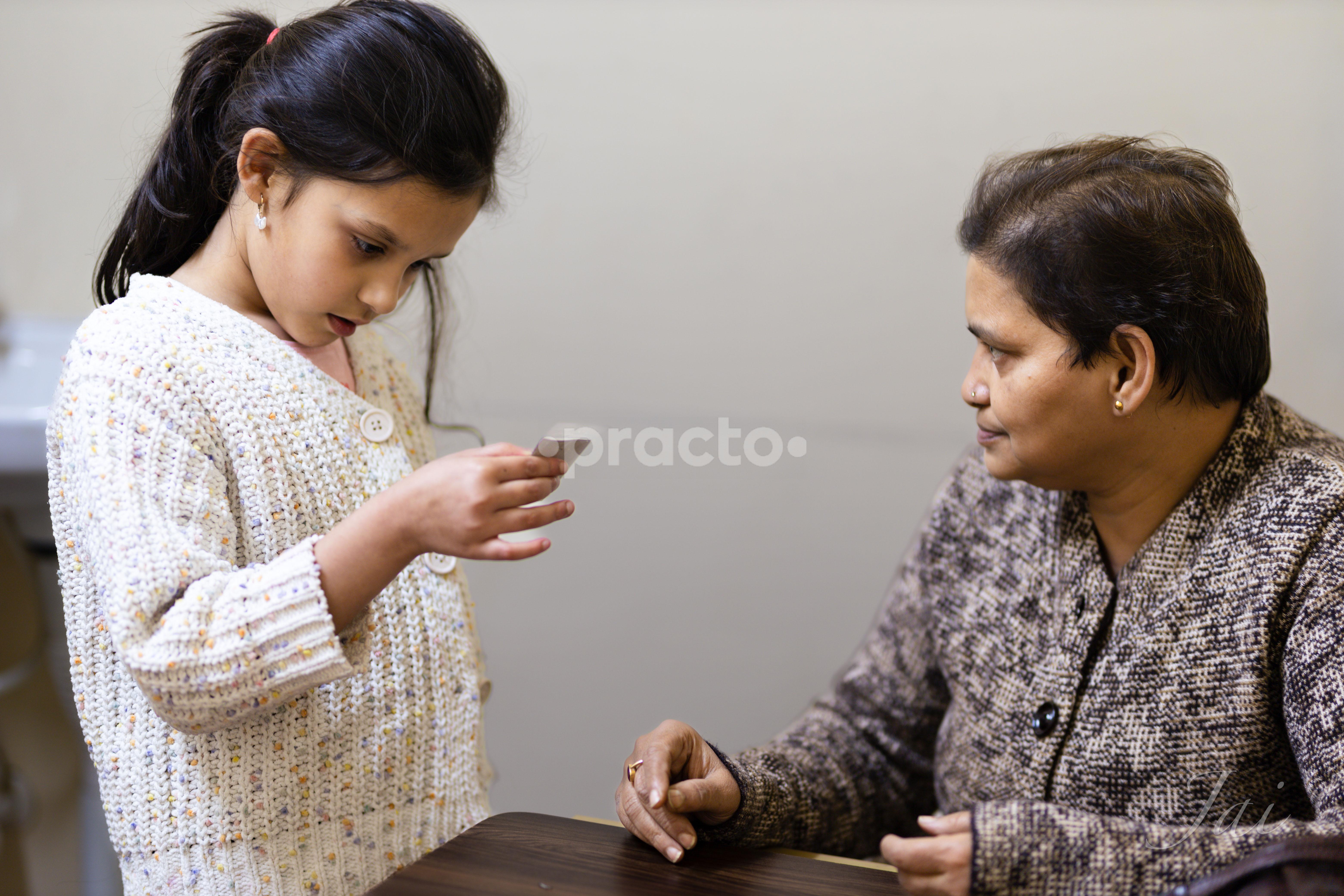 Consultation Room at Suvinay Clinic Liluah Kolkata