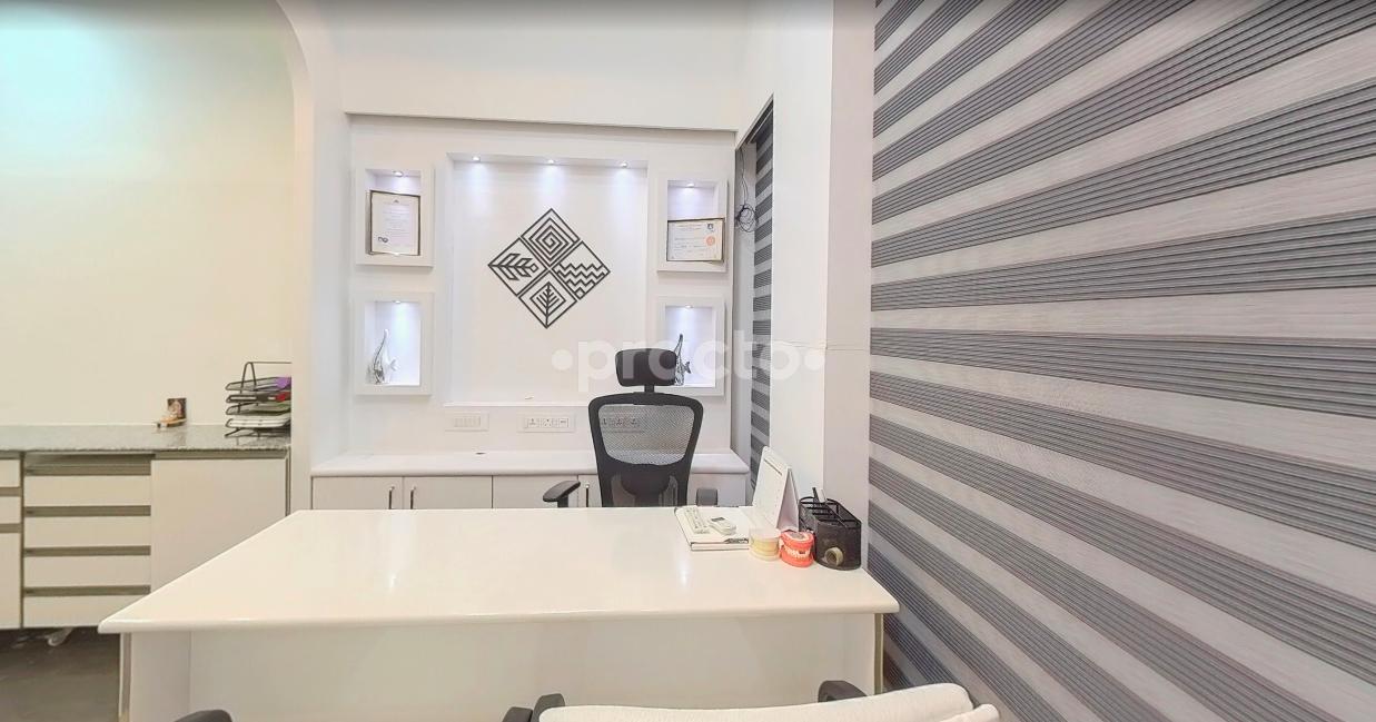 Consultation Room at Dr.Raj s Ent, Dental And Aesthetics ECR Road Chennai