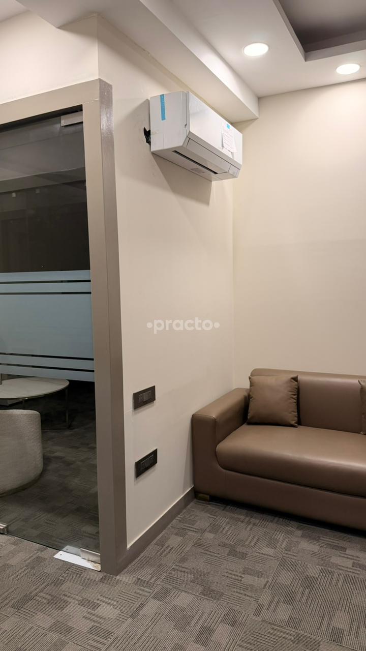 Waiting Area at Evolve East Of Kailash Delhi
