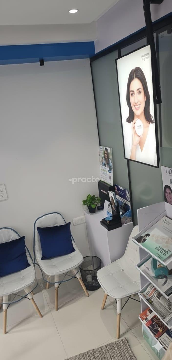 Reception Area at Toothly Dental Clinic Jahangirabad Surat